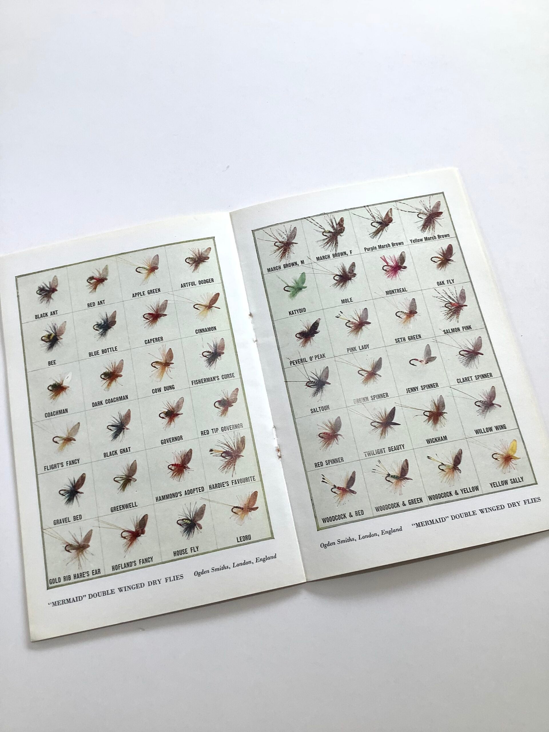 OGDEN SMITH FISHING FLY COLOURED ILLUSTRATED GUIDE