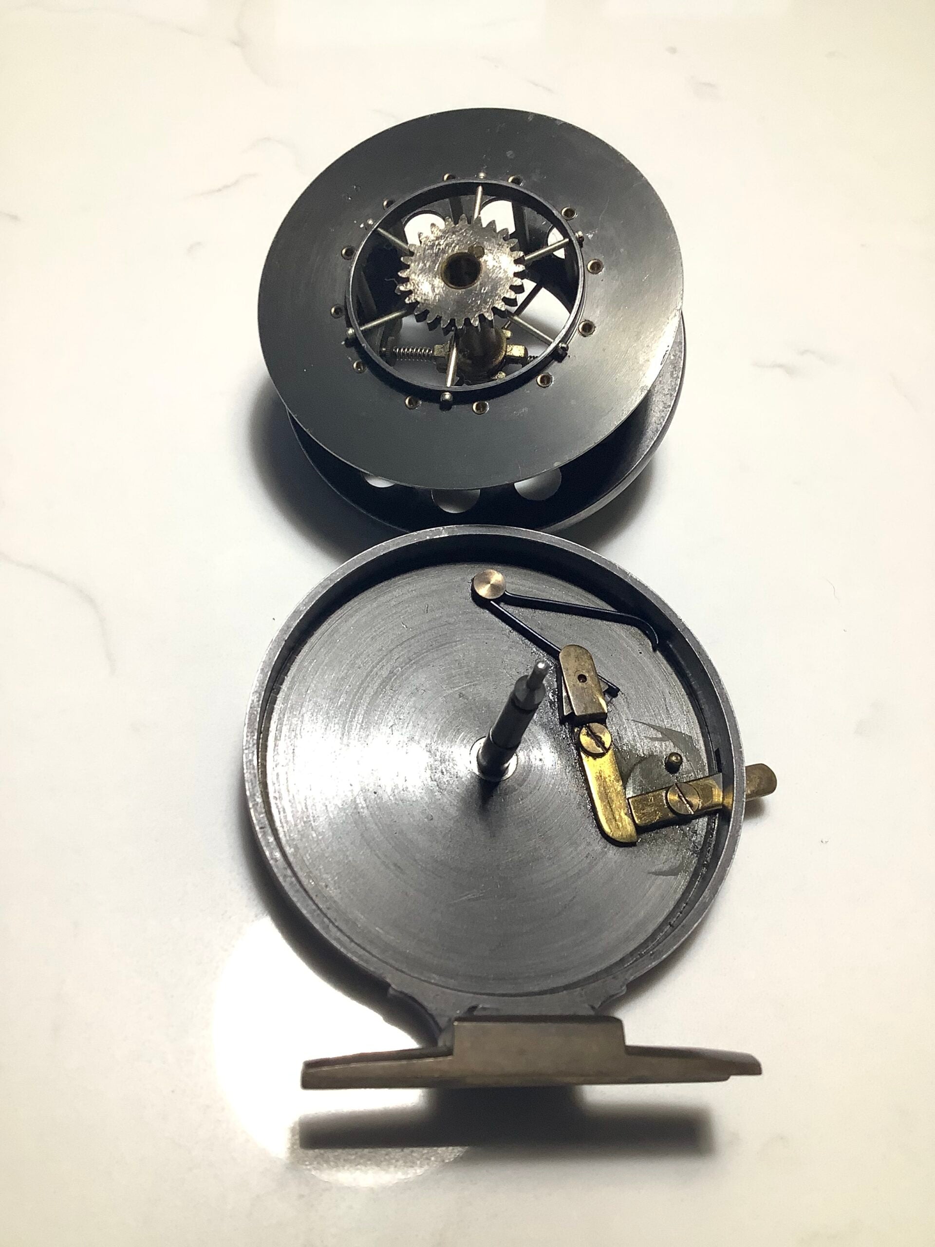 Scarce 3 1/2” 1936 Lever Check ALLCOCK AERIAL Centrepin