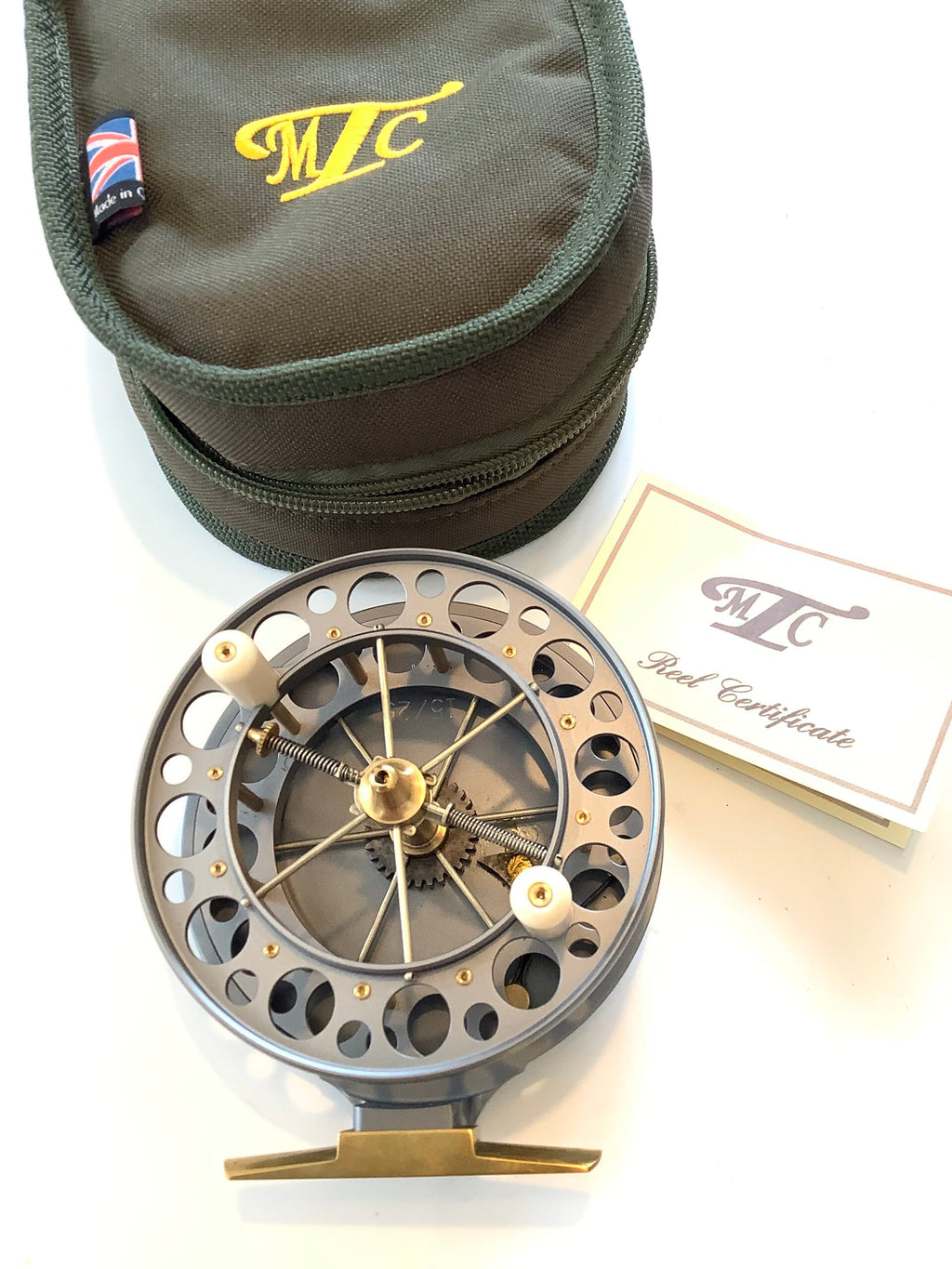 Mint unused Garry Mills LTD ED 4” Perfection Classic T7 Centrepin