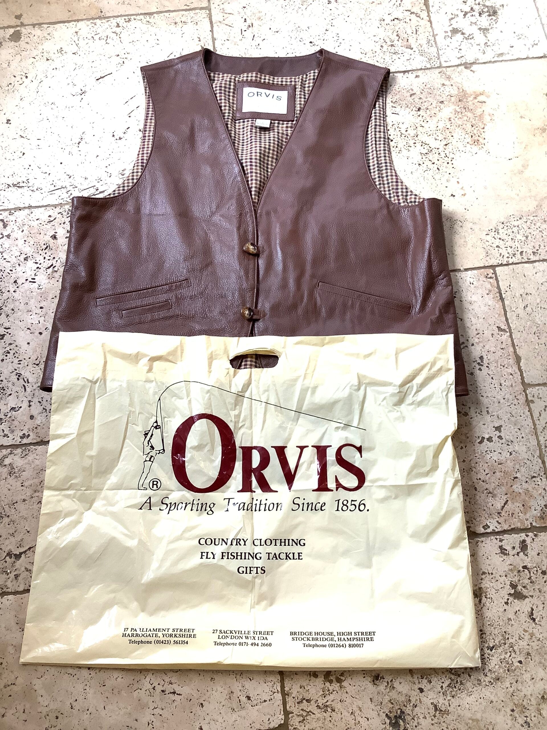 New Orvis Leather waist coat/ Gillet XL
