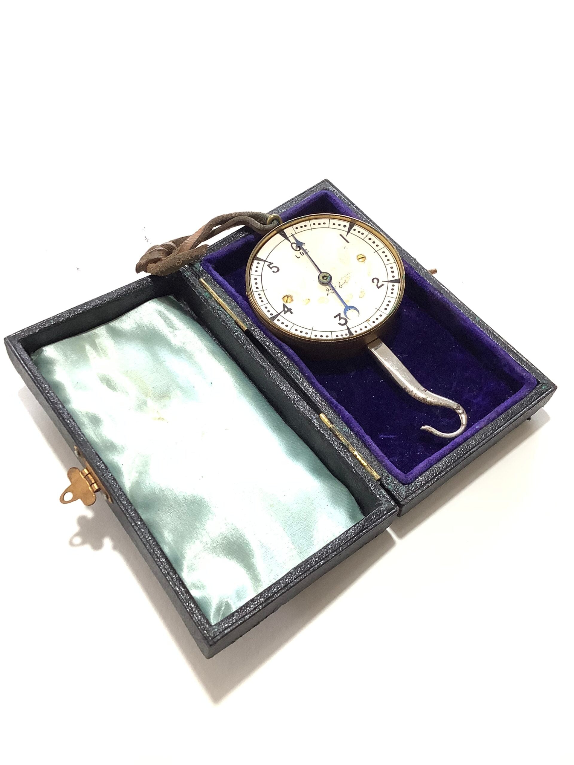 Important Piece of Angling History MR.F.M.H HALFORDS Very own Fish weighing Balance 1890