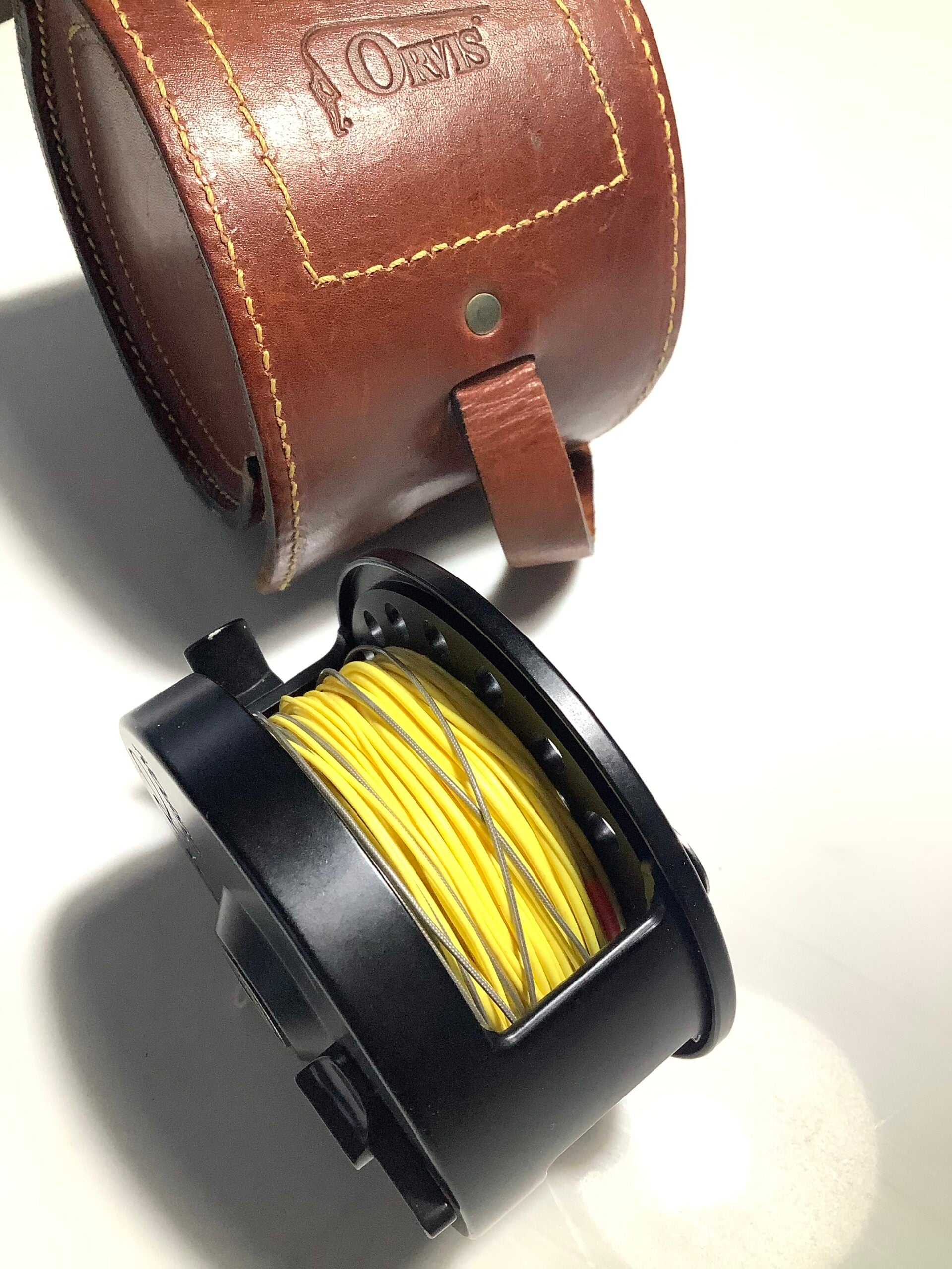 ORVIS TARPON DXR with line and Leather ORVIS Case