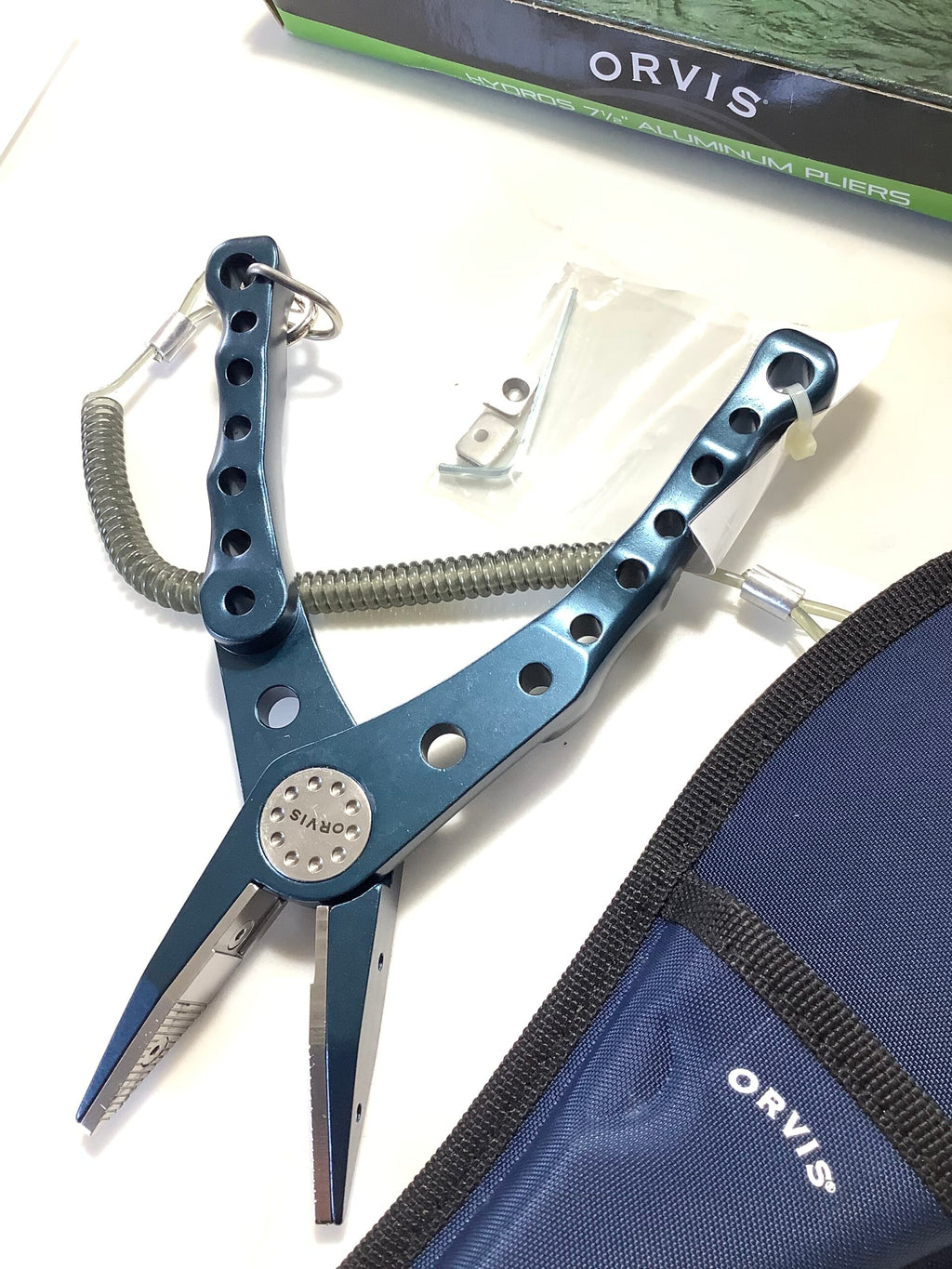 NEW unused ORVIS Fishermans Pliers
