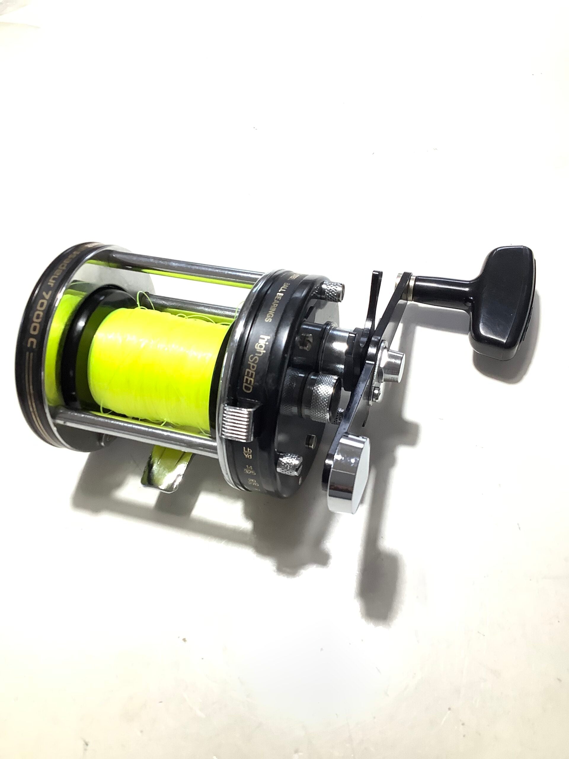 ABU AMBASSADEUR 7000C Multiplier