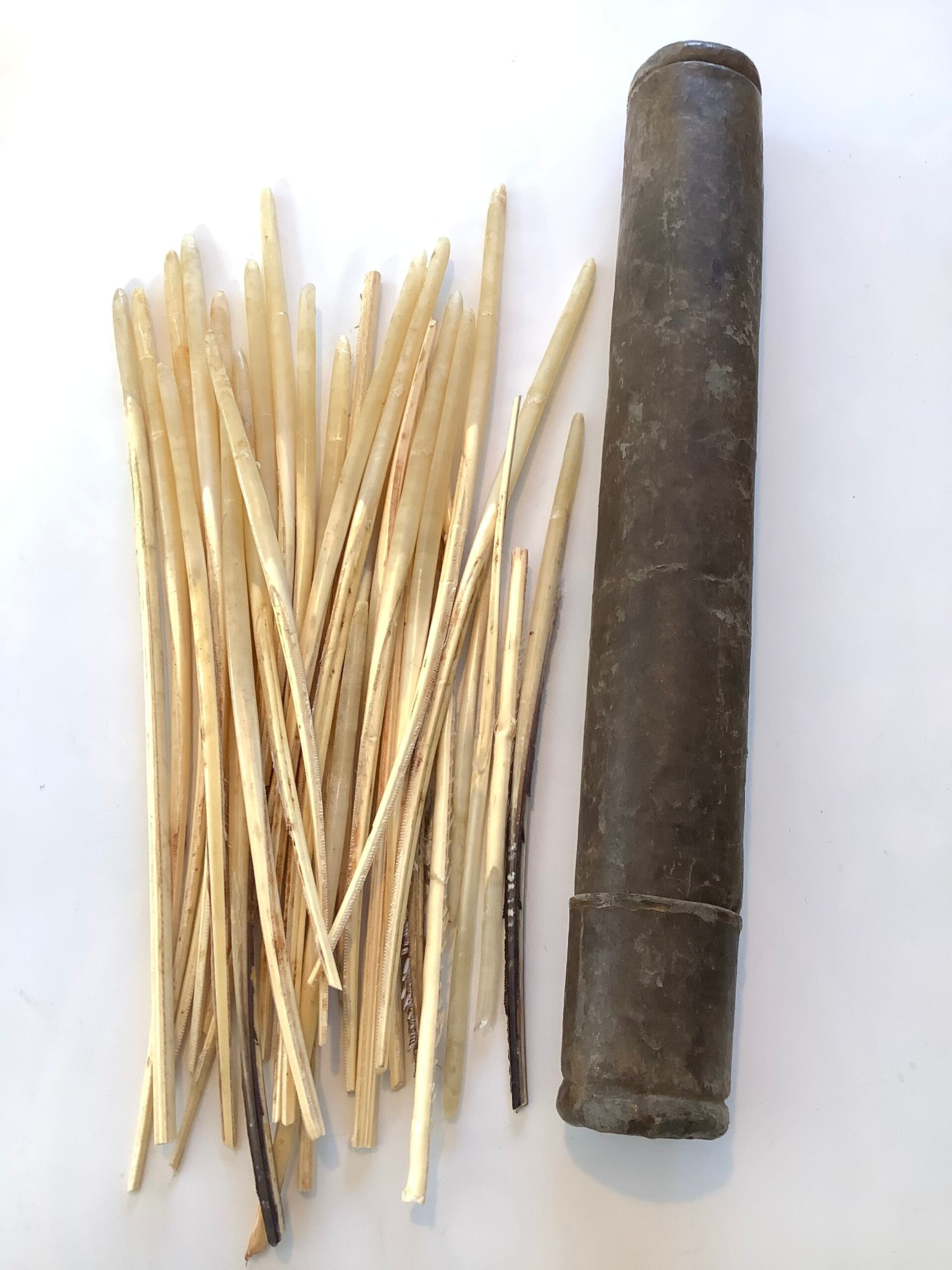 Vintage Large float quills