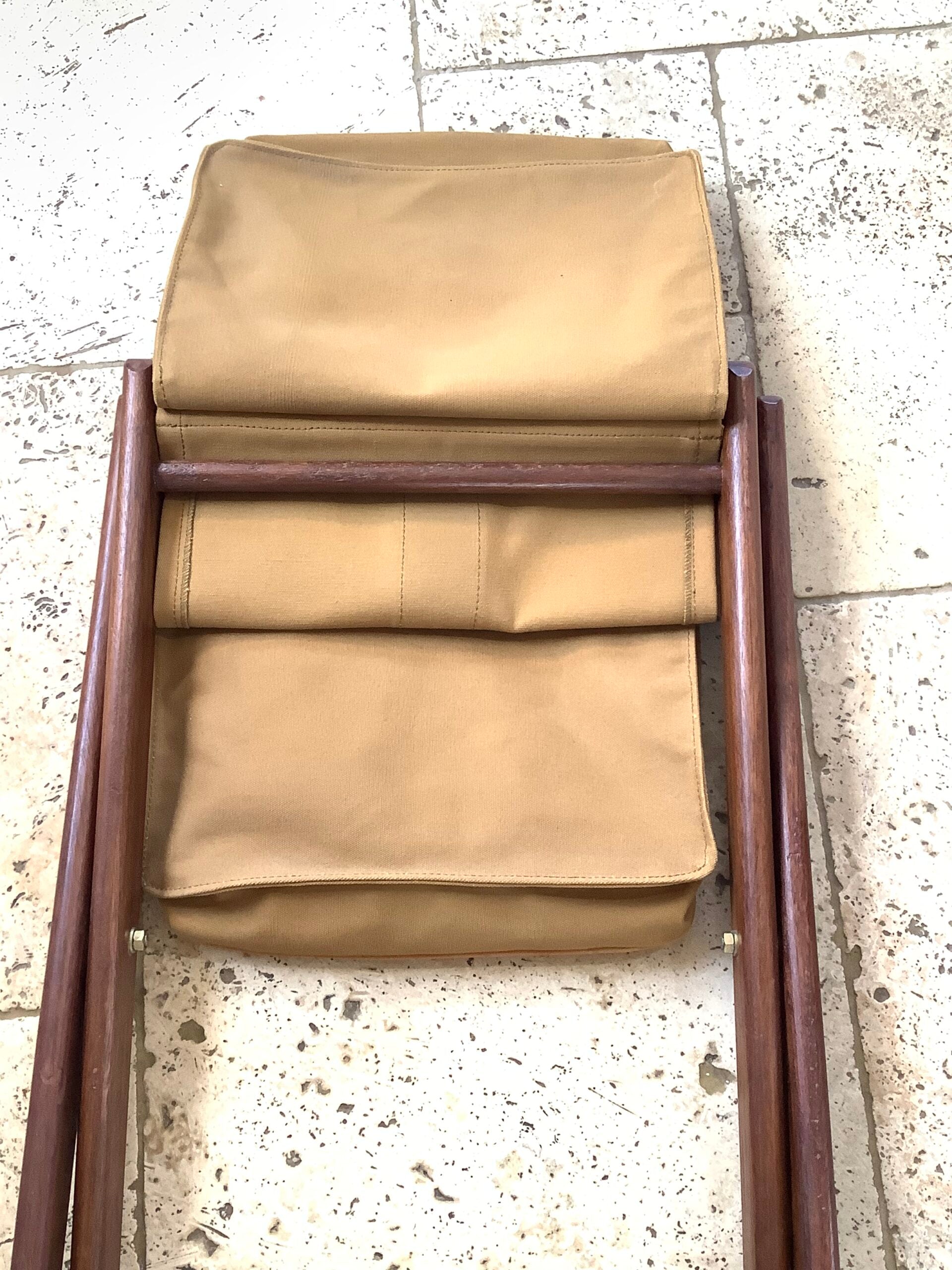 Superb Quality Fishing Seat/bag by SANDSTORM