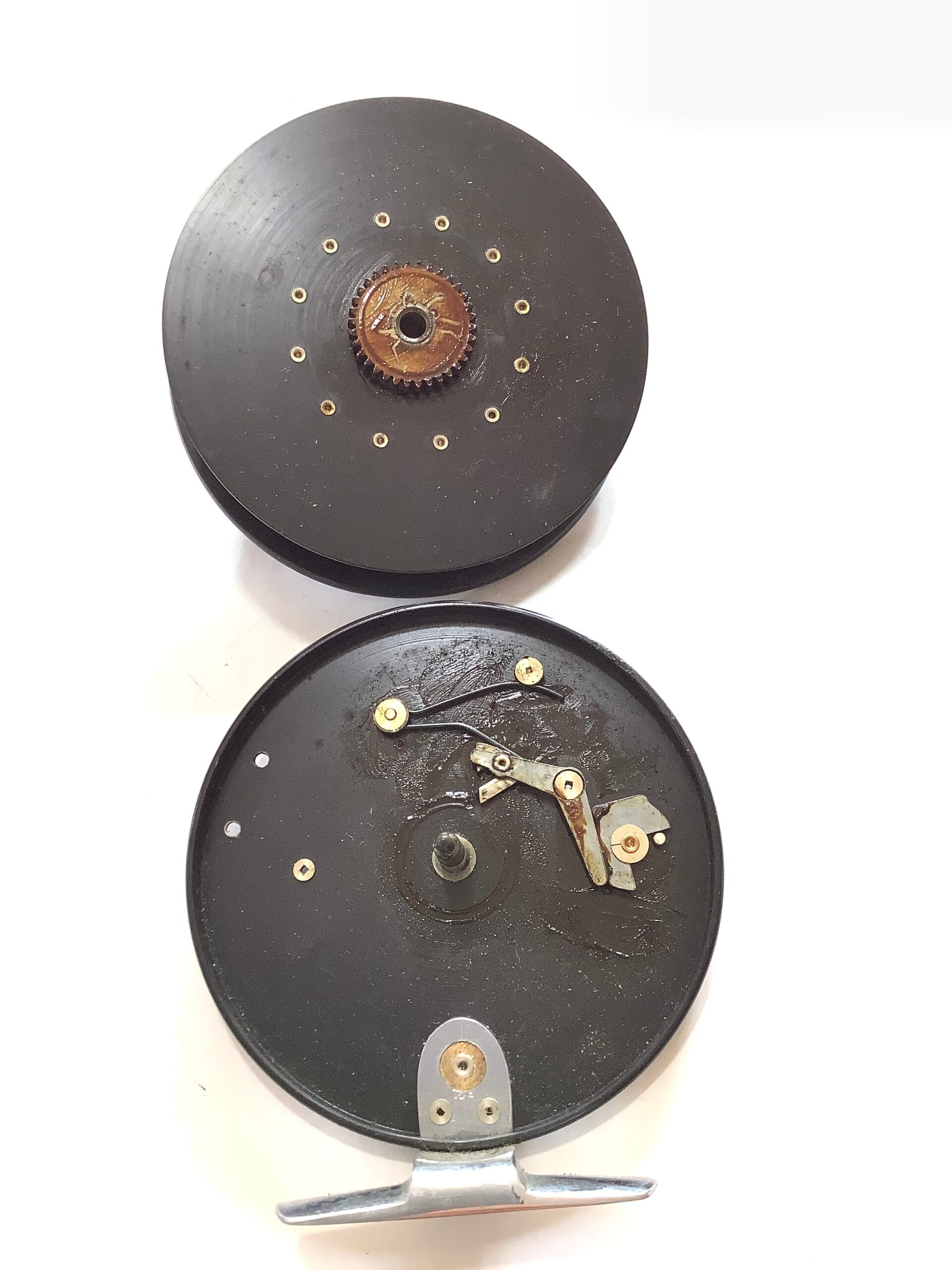 Vintage ALLCOCK Centrepin 4 1/2” diameter