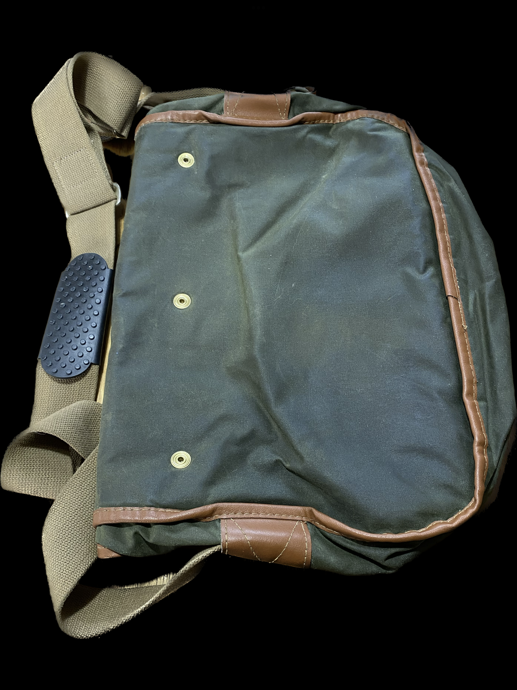Vintage BARBOUR waxed and leather fisherman’s hold-all bag