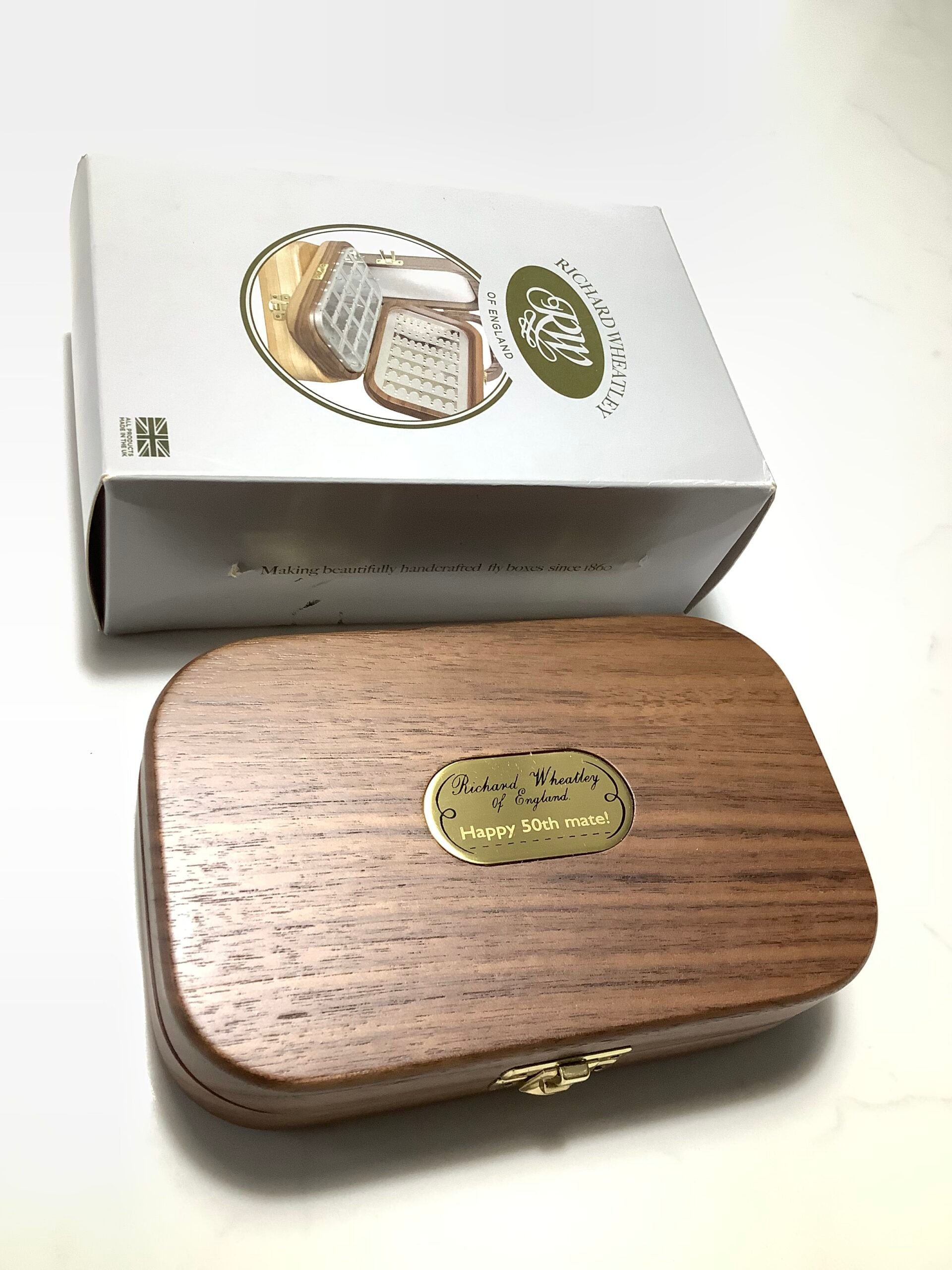 New unused Richard Wheatley Large Walnut Wood Compartment Fly Box
