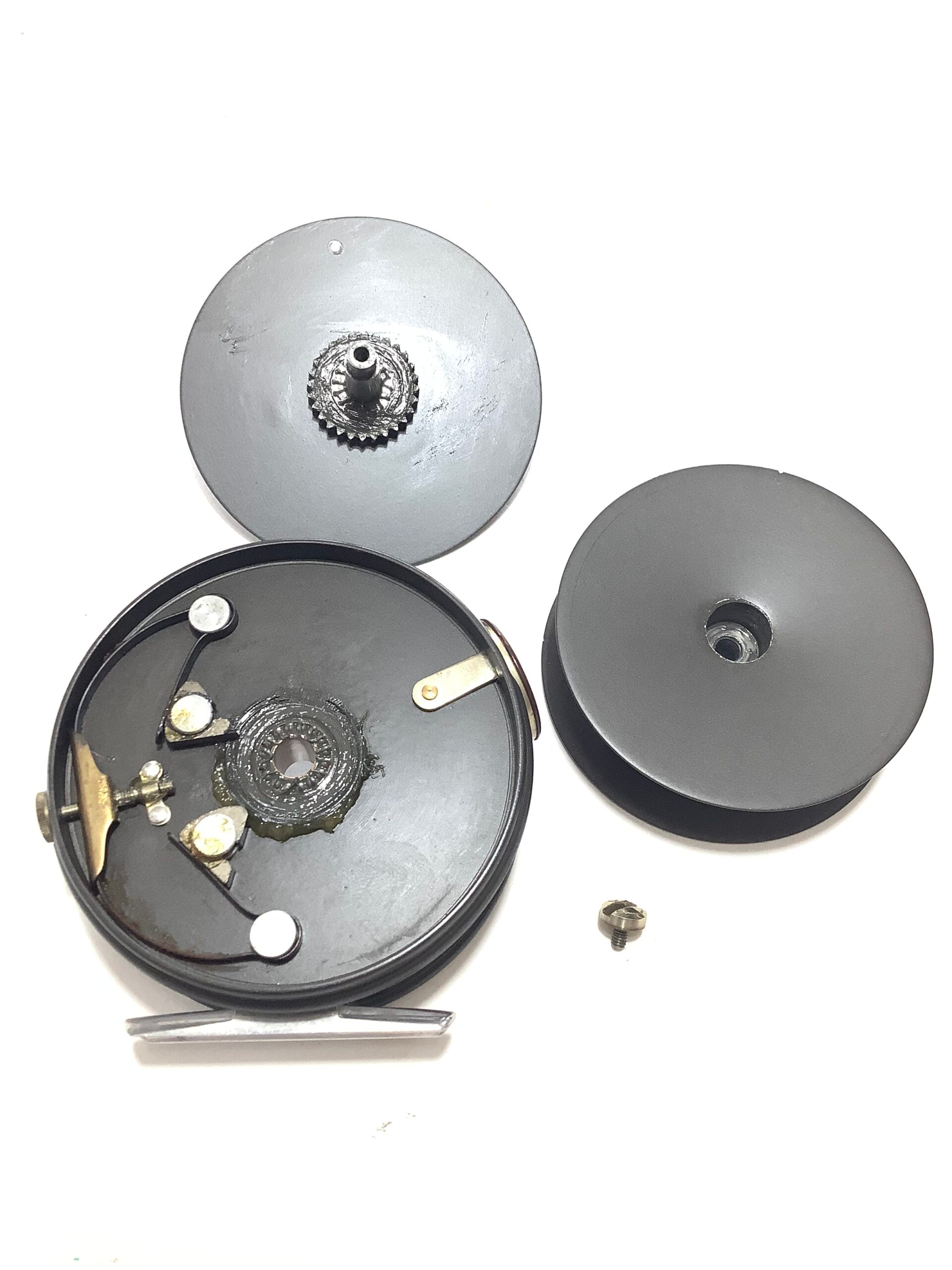Vintage Hardy Bros Left Hand Wind 35/8” PERFECT Fly Reel