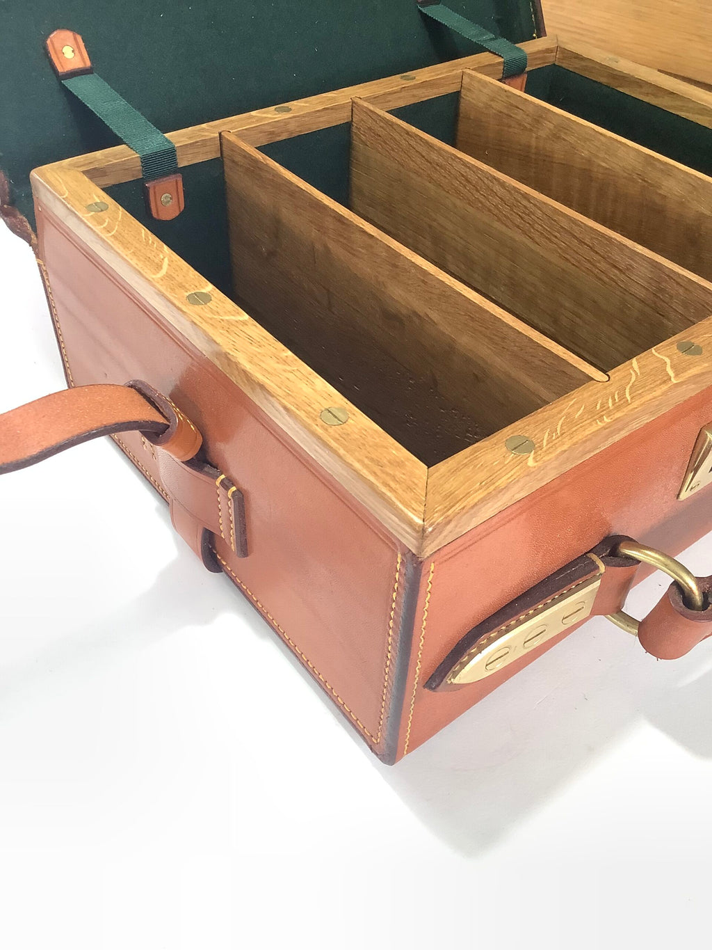 PETER LOAM HANDCRAFTED LEATHER OAK MAGAZINE/TACKLE CASE