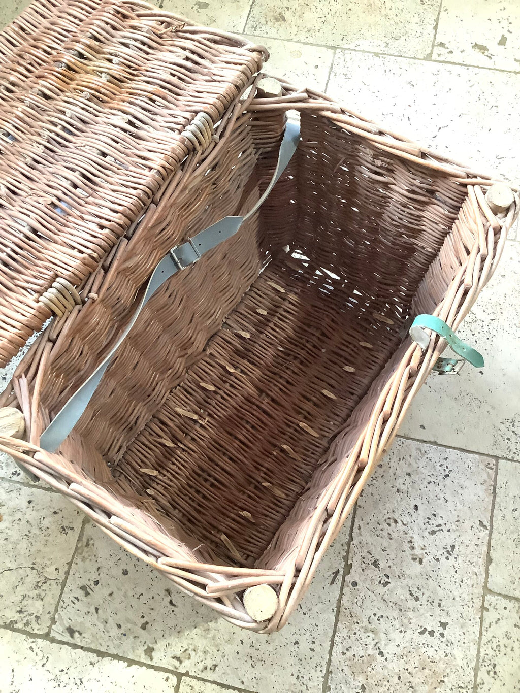 Large Heavy Duty Hand Made Fisherman’s Seat Basket