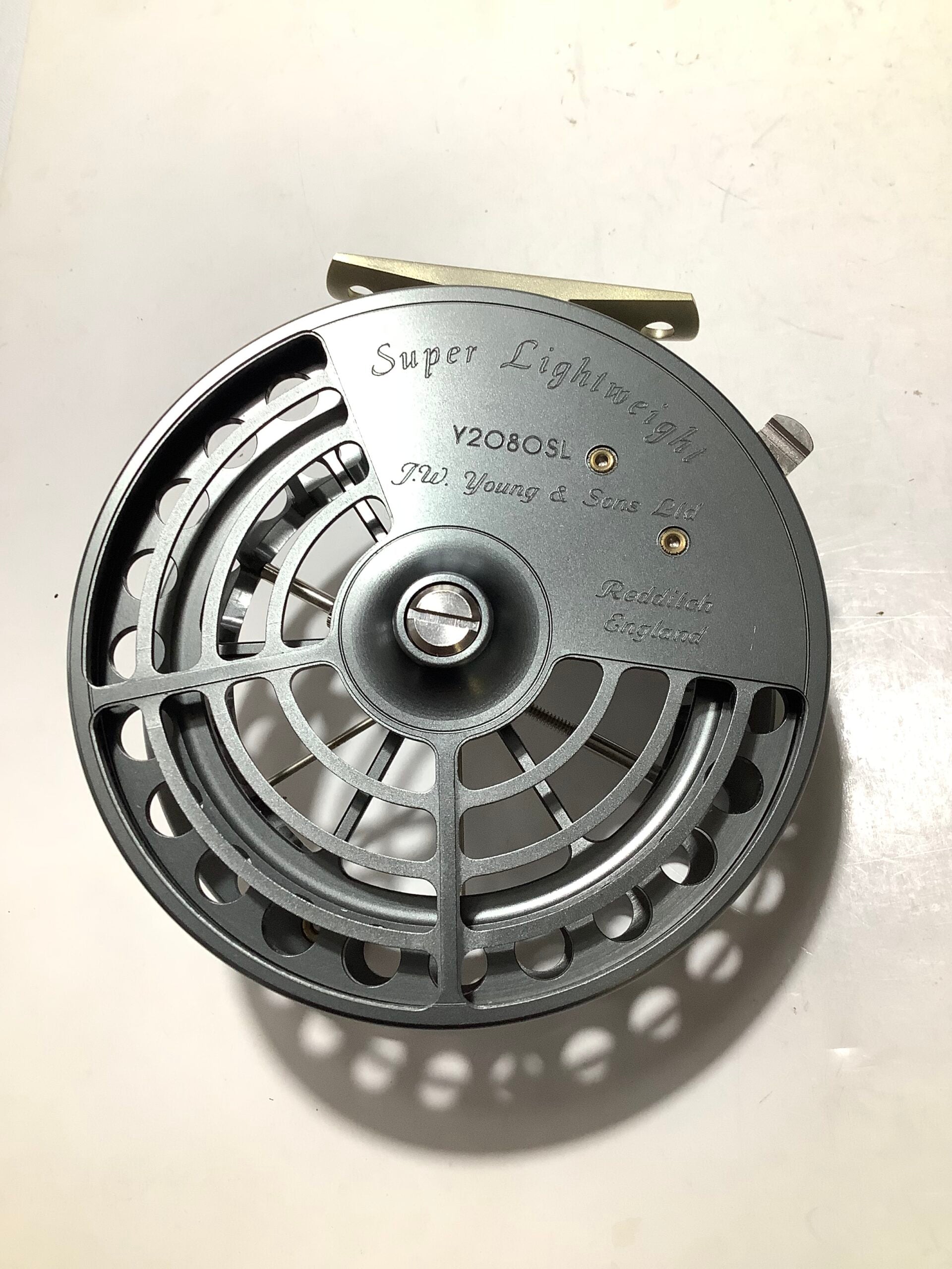 New unused J.W.YOUNG “ SUPER LIGHTWEIGHT “ Centrepin