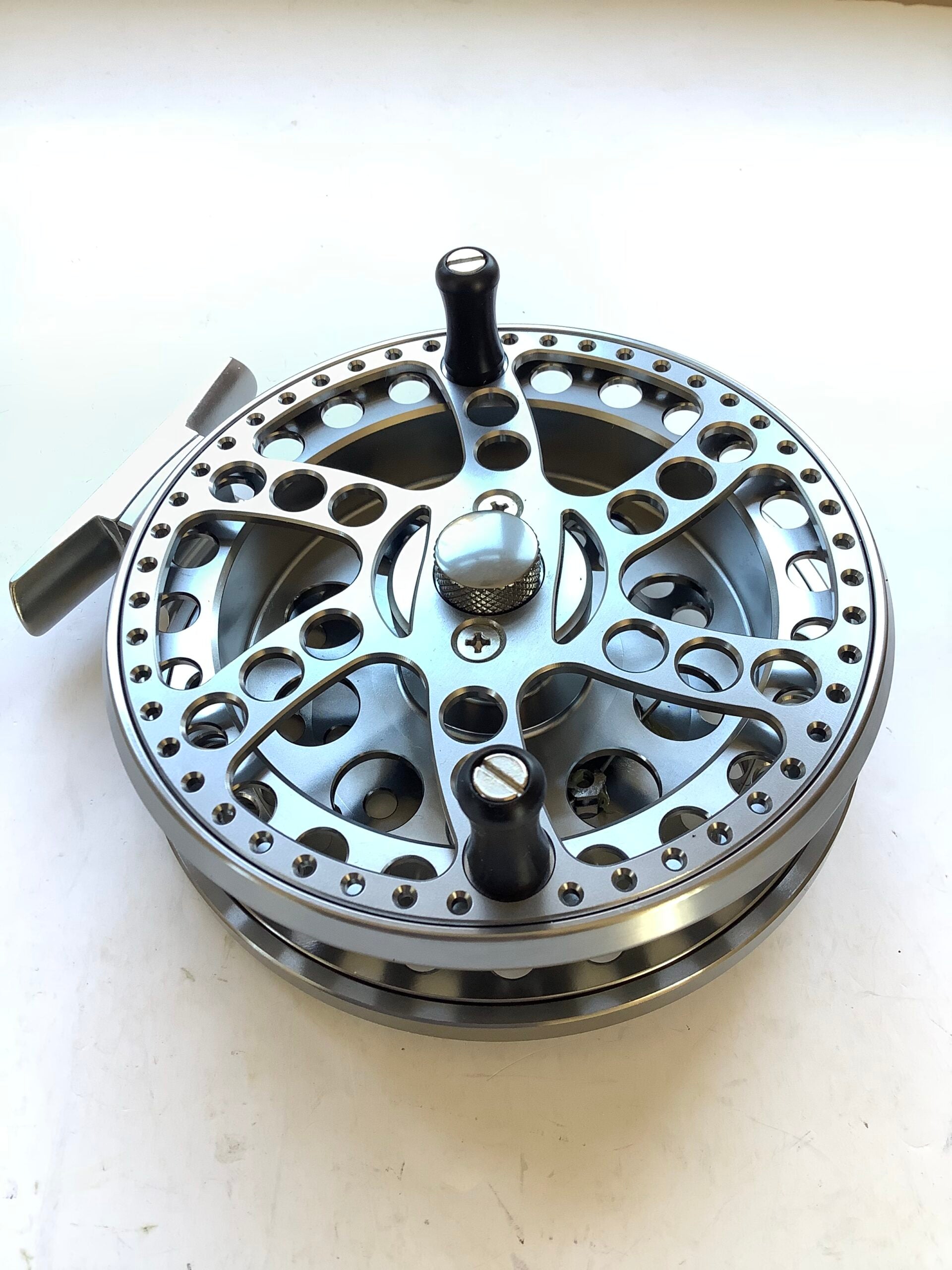NEW Okuma SHEFFIELD S1002 Centrepin