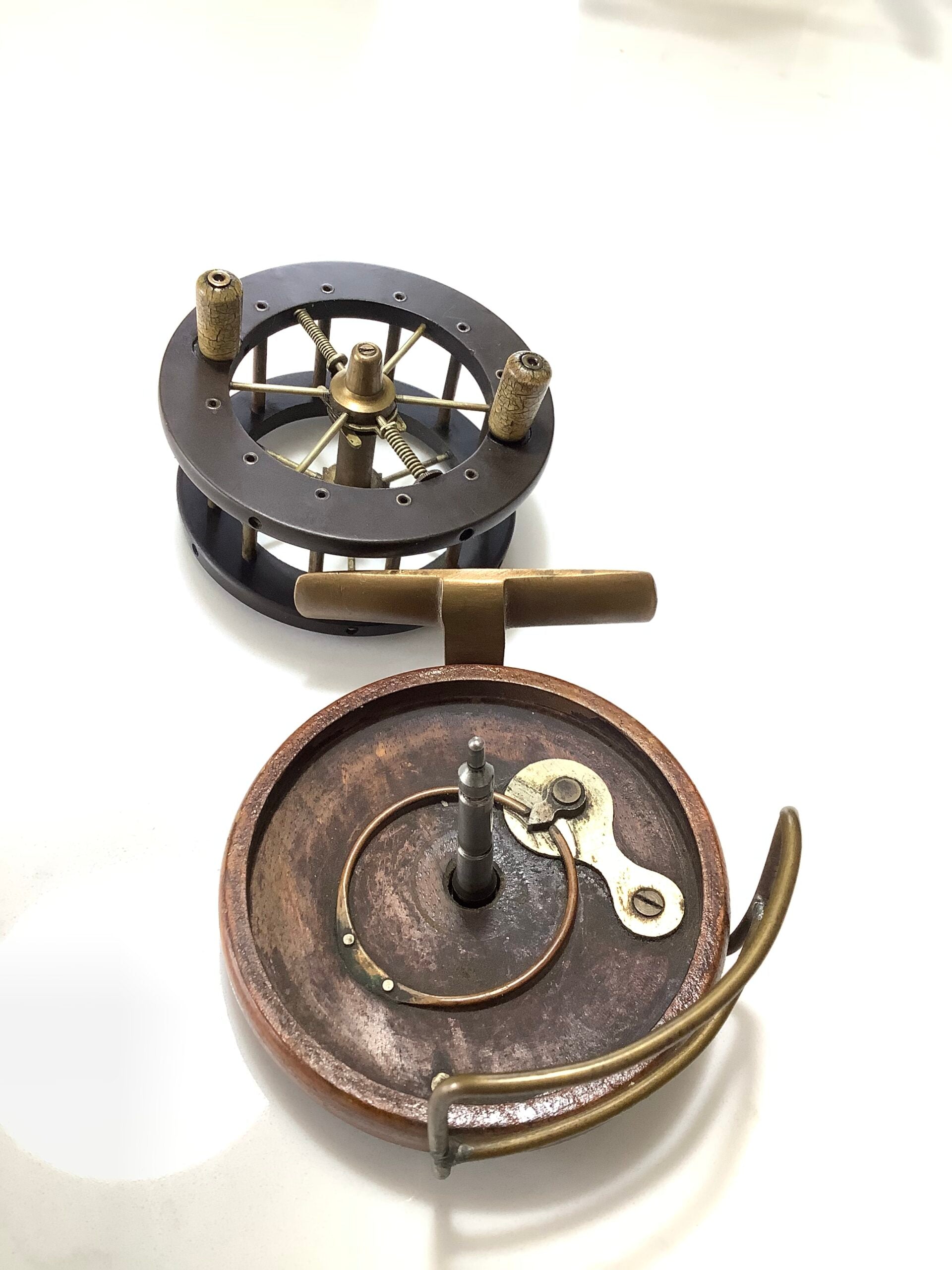 Rare Smallest Size 2 7/8” Antique Coxon Aerial Centrepin