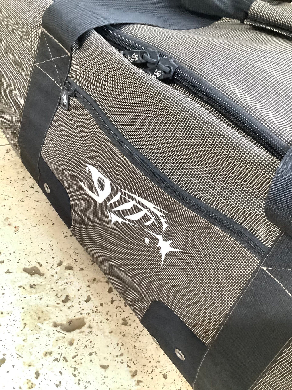 G.LOOMIS Performance Large Luggage Roller Carrier