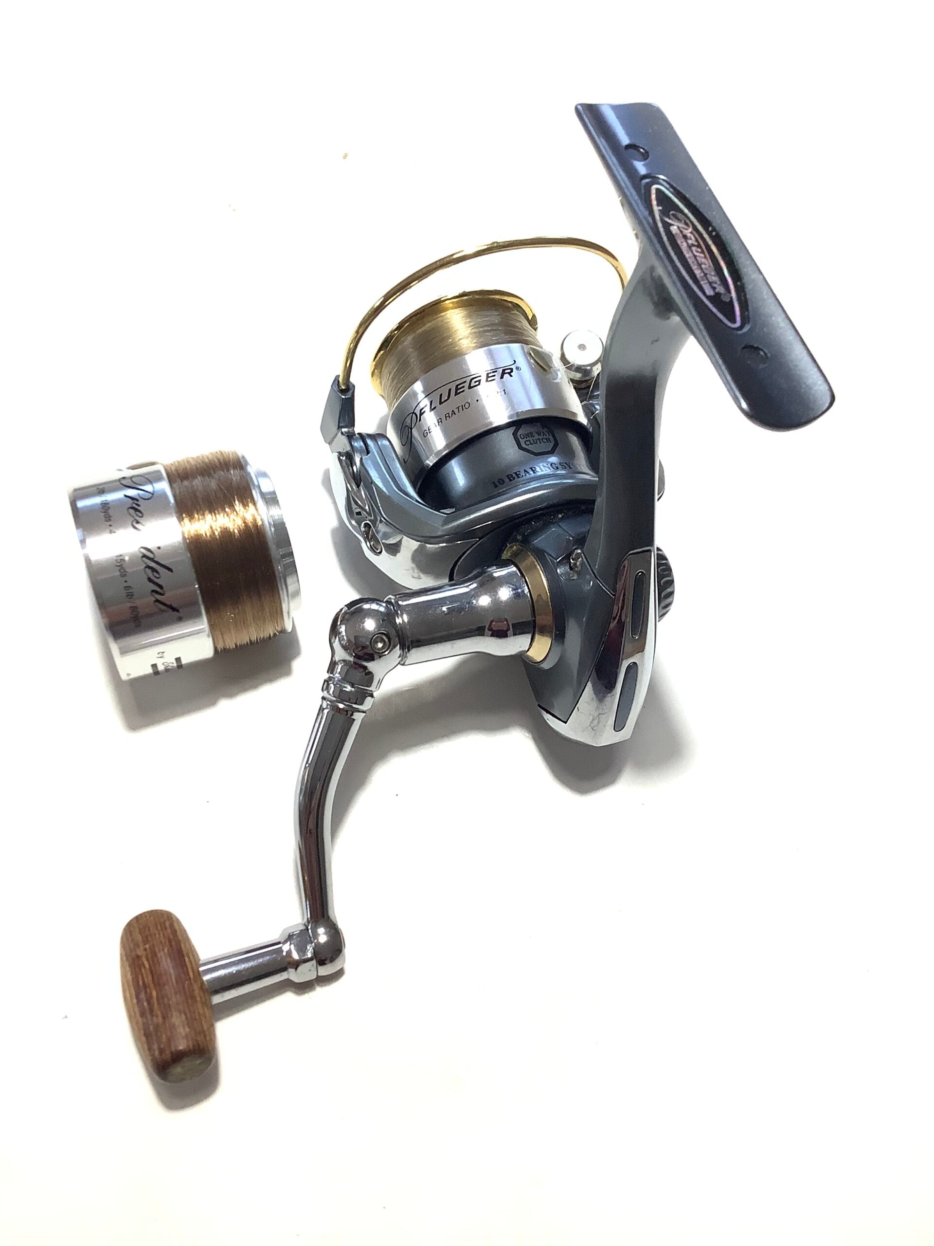 PFLEUGER President Fixed spool Reel