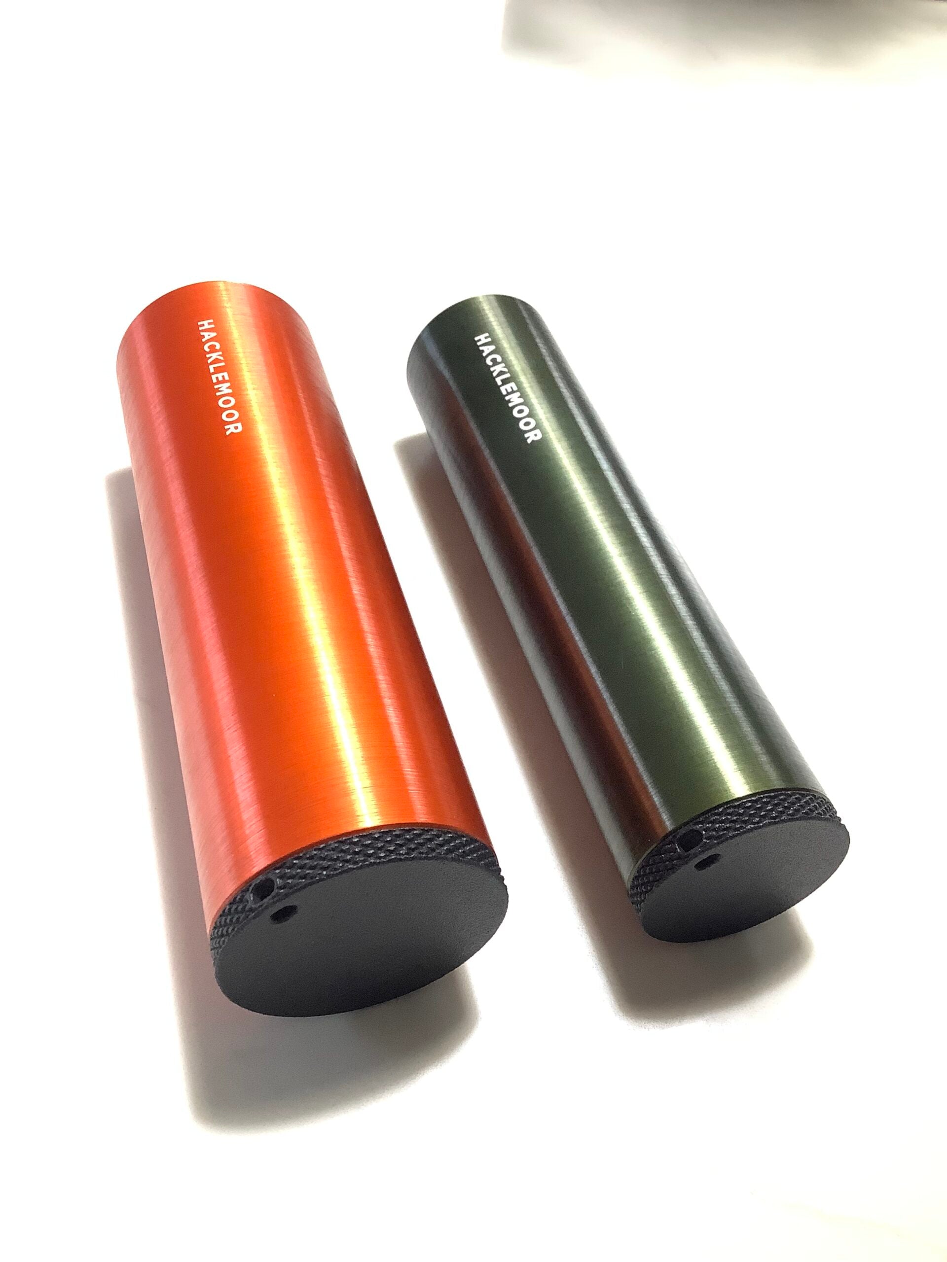 New concept HACKLEMOOR Fly Holder with Flies