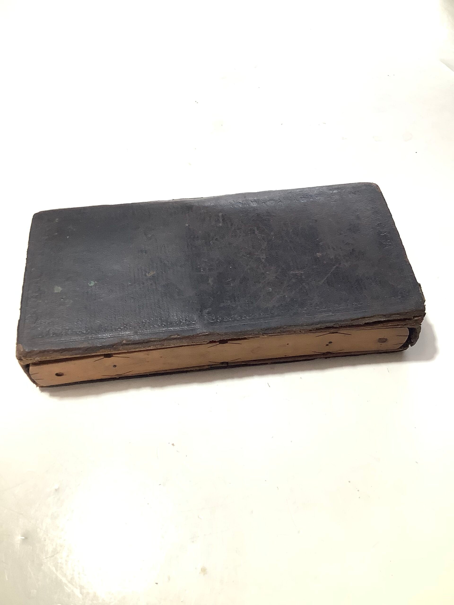 Very Rare Antique circa .1800s LONDON TAPER QUILL  Float Winder with Leather Case/Wallet