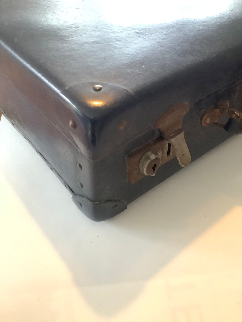 Rare Vintage Globetrotter Made in England luggage Carrier
