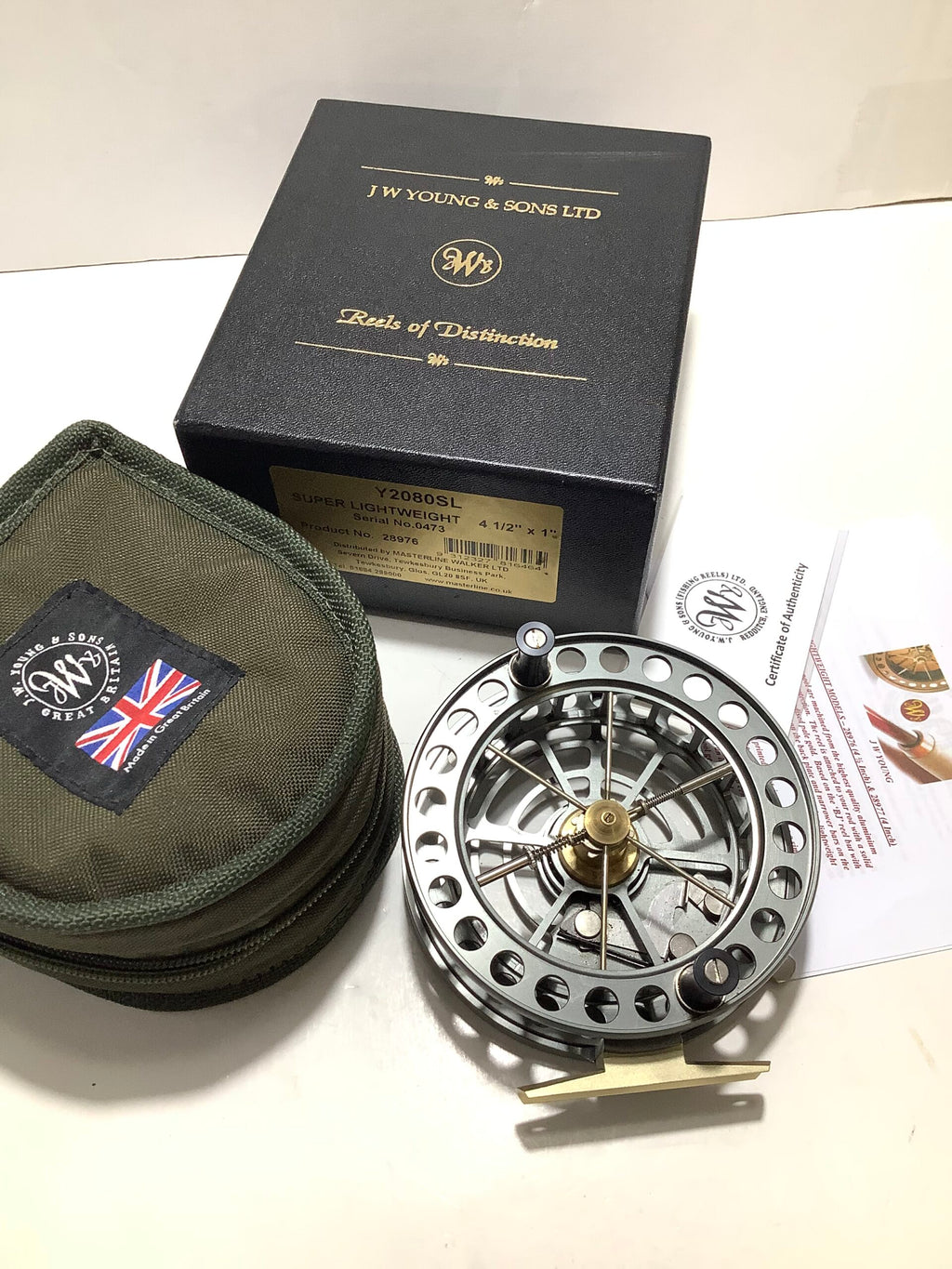 New unused J.W.YOUNG “ SUPER LIGHTWEIGHT “ Centrepin