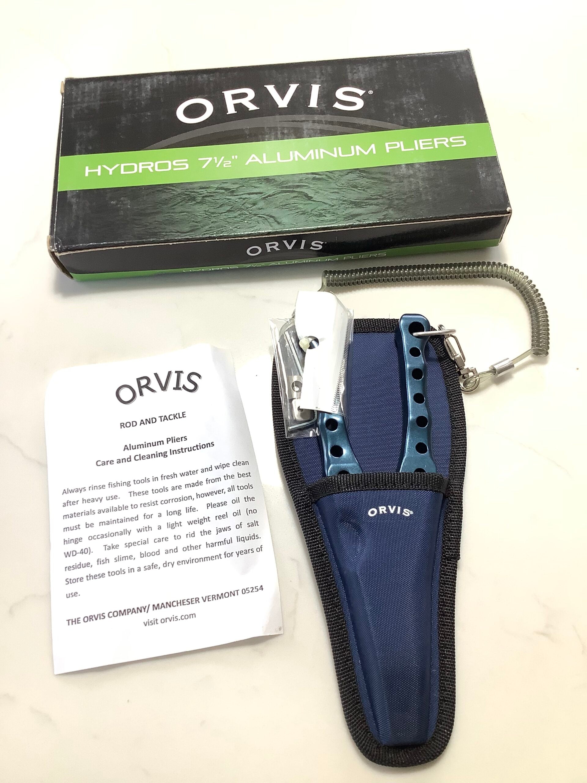 NEW unused ORVIS Fishermans Pliers