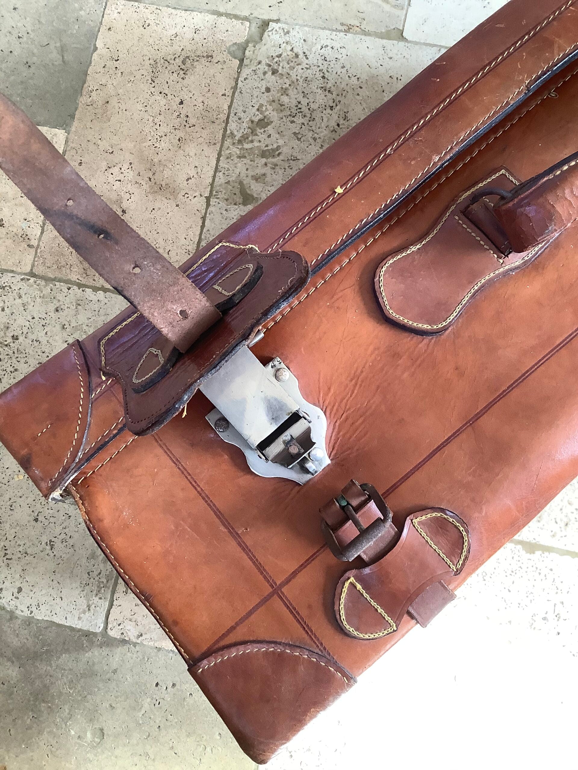 Antique full leather travel carrying case Holdall