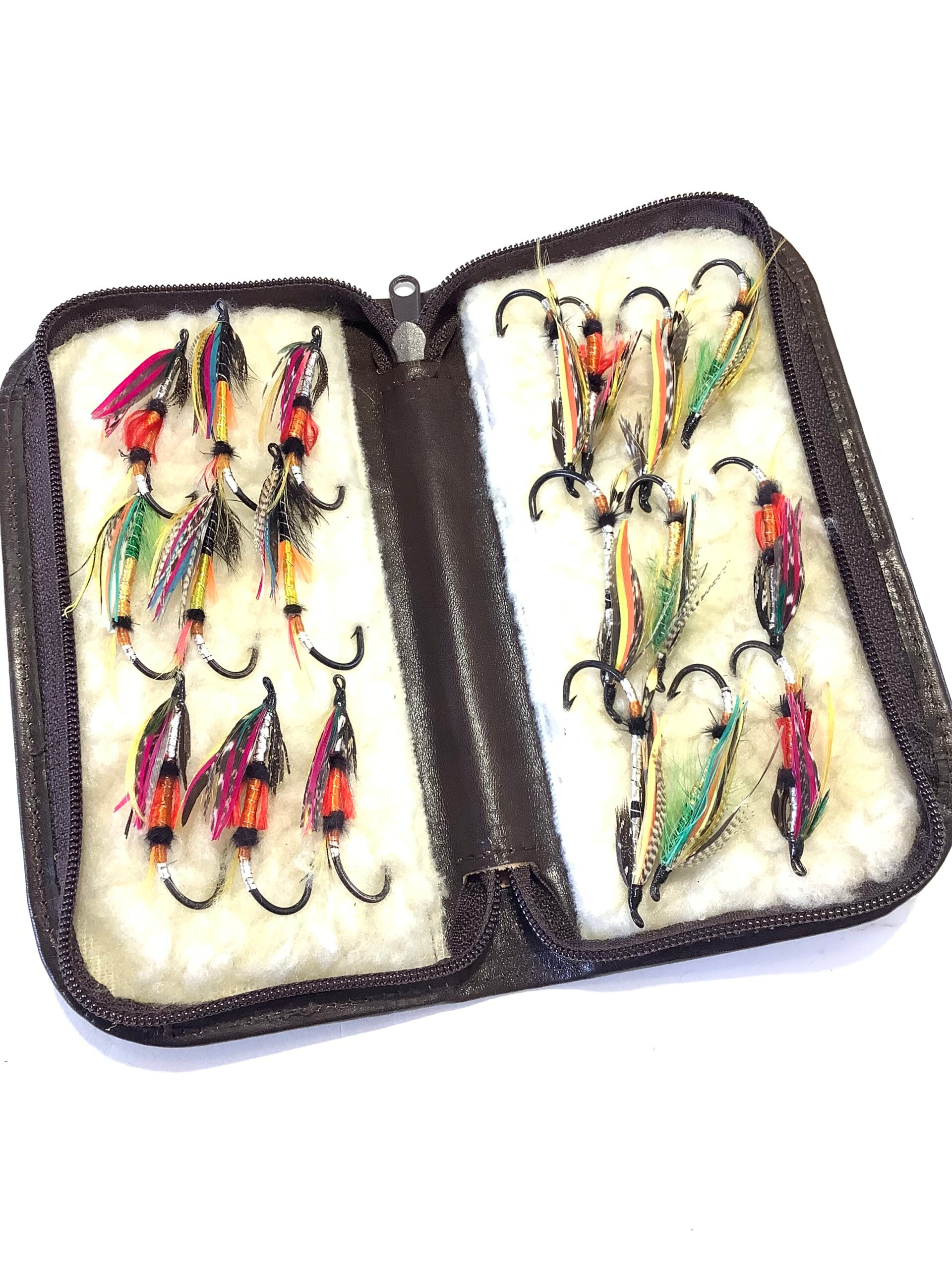 FARLOWS OF LONDON PALL MALL LEATHER SALMON FLY WALLET WITH SELECTION OF NEW UNUSED DRESSED SALMON FLIES