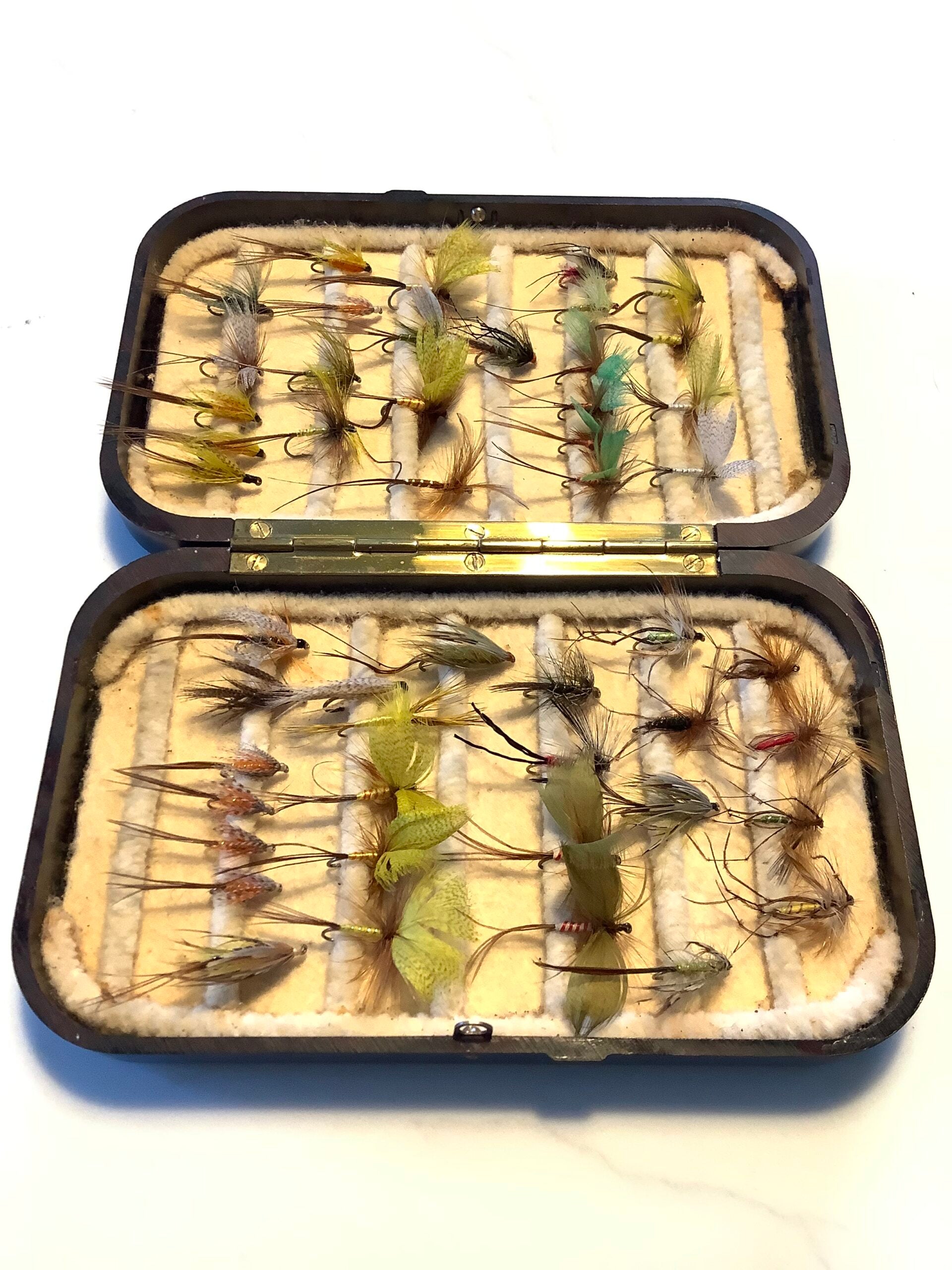 Antique Hardy Bros largest Deep Mayfly Neroda Fly Box