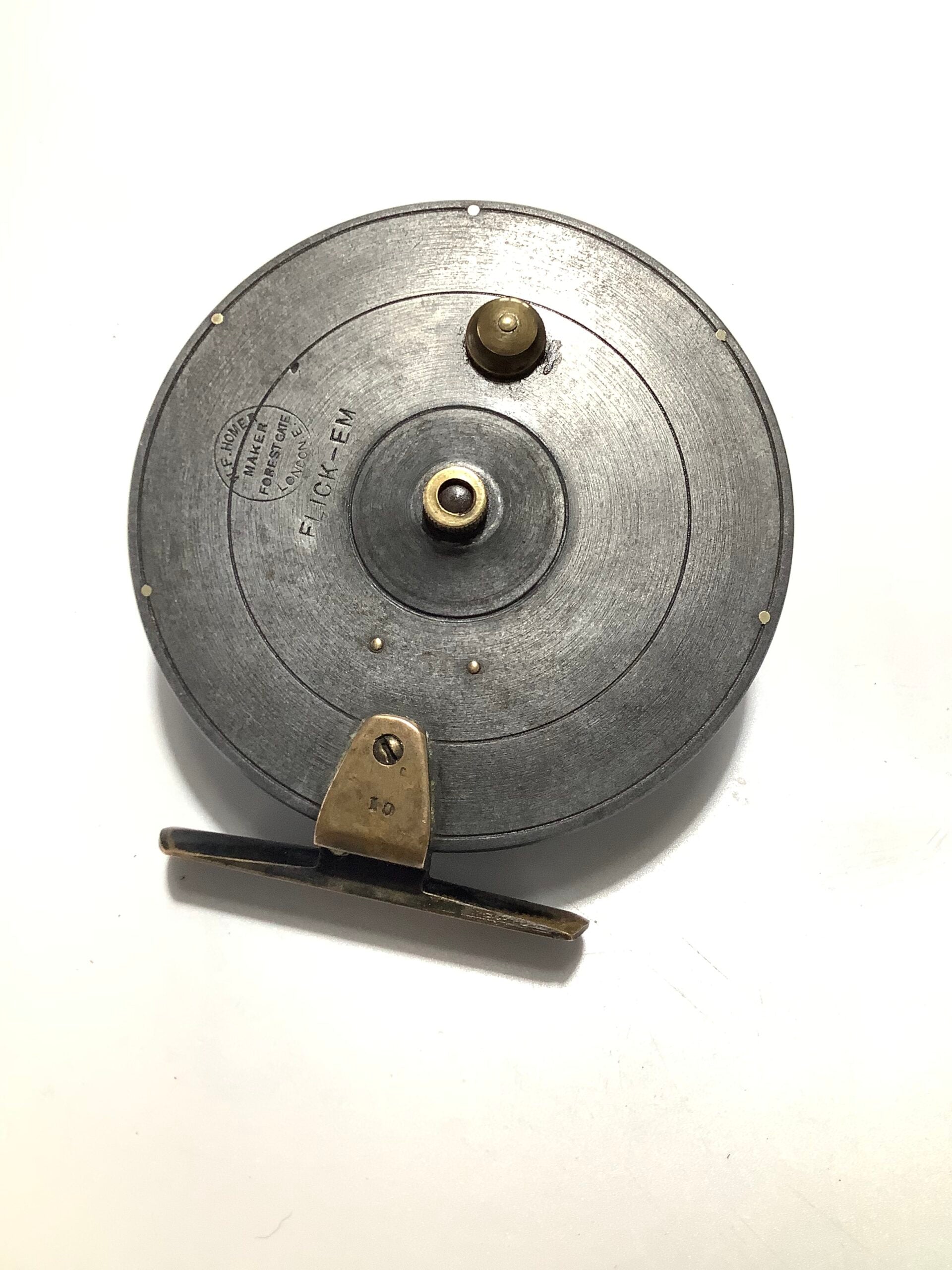 Antique HOMERS “ Flick em” Centrepin with original Tin Case