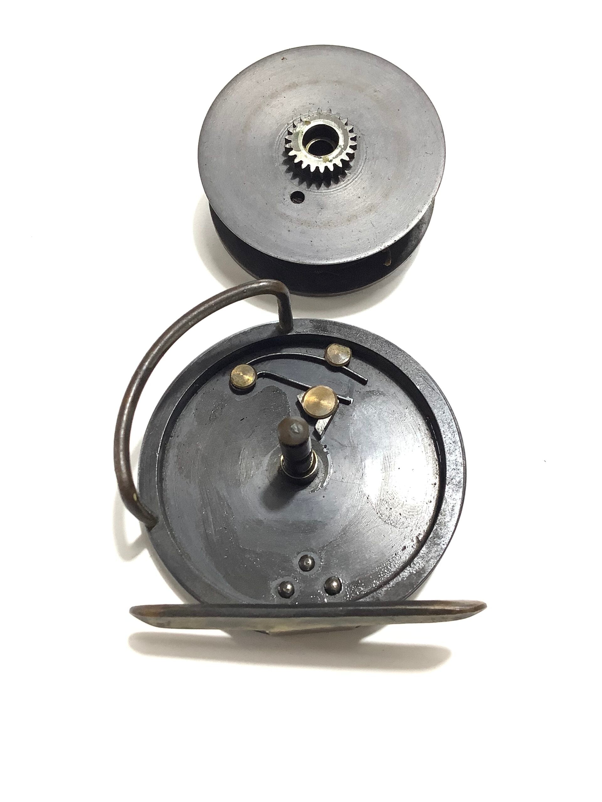 Antique Hardy Bros first model Sunbeam 2 3/4” Fly Reel