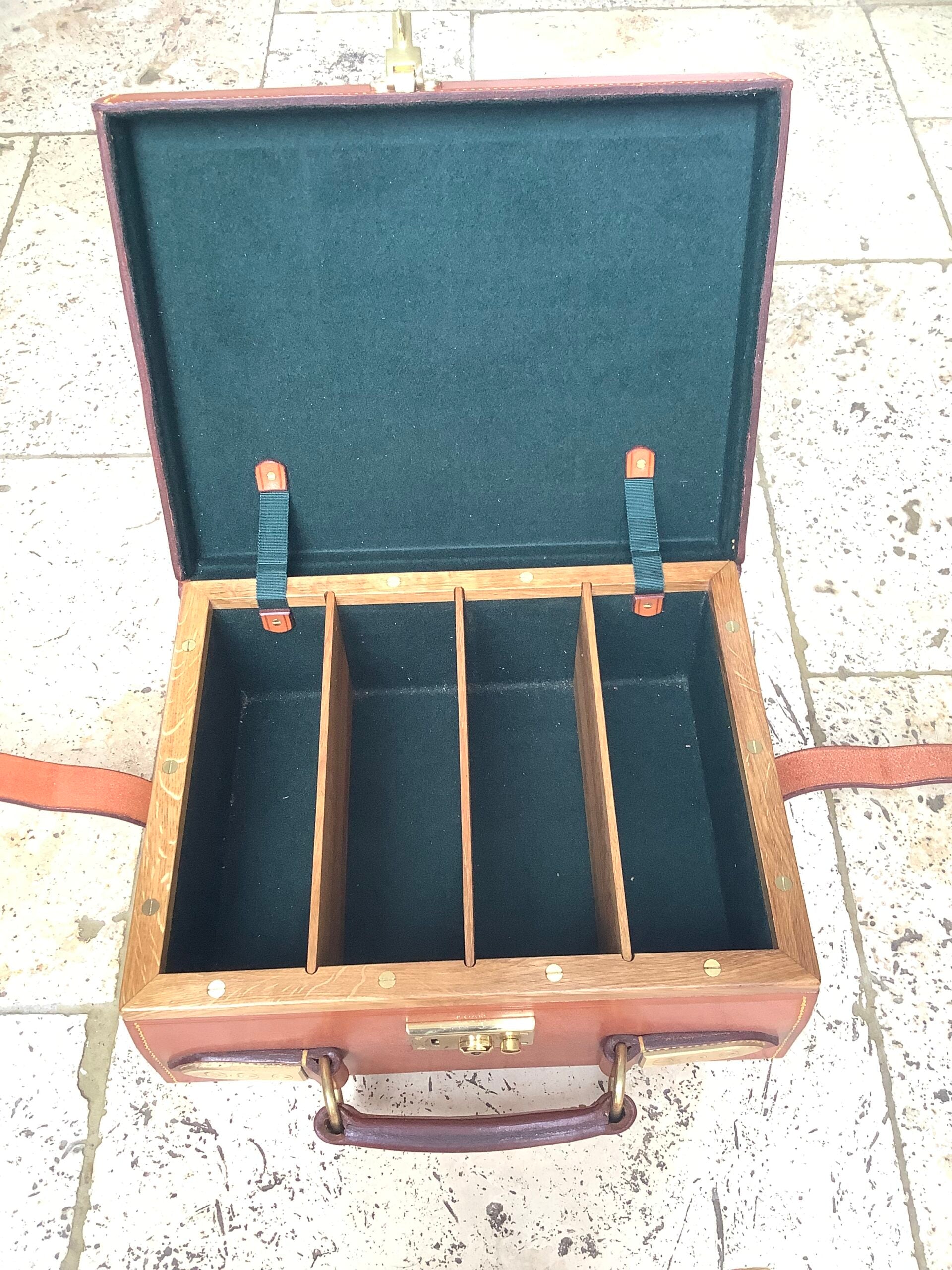 PETER LOAM HANDCRAFTED LEATHER OAK MAGAZINE/TACKLE CASE
