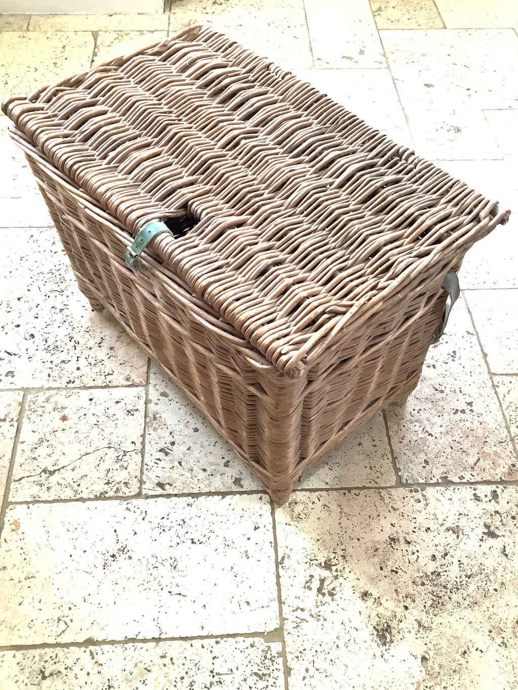 Large Heavy Duty Hand Made Fisherman’s Seat Basket