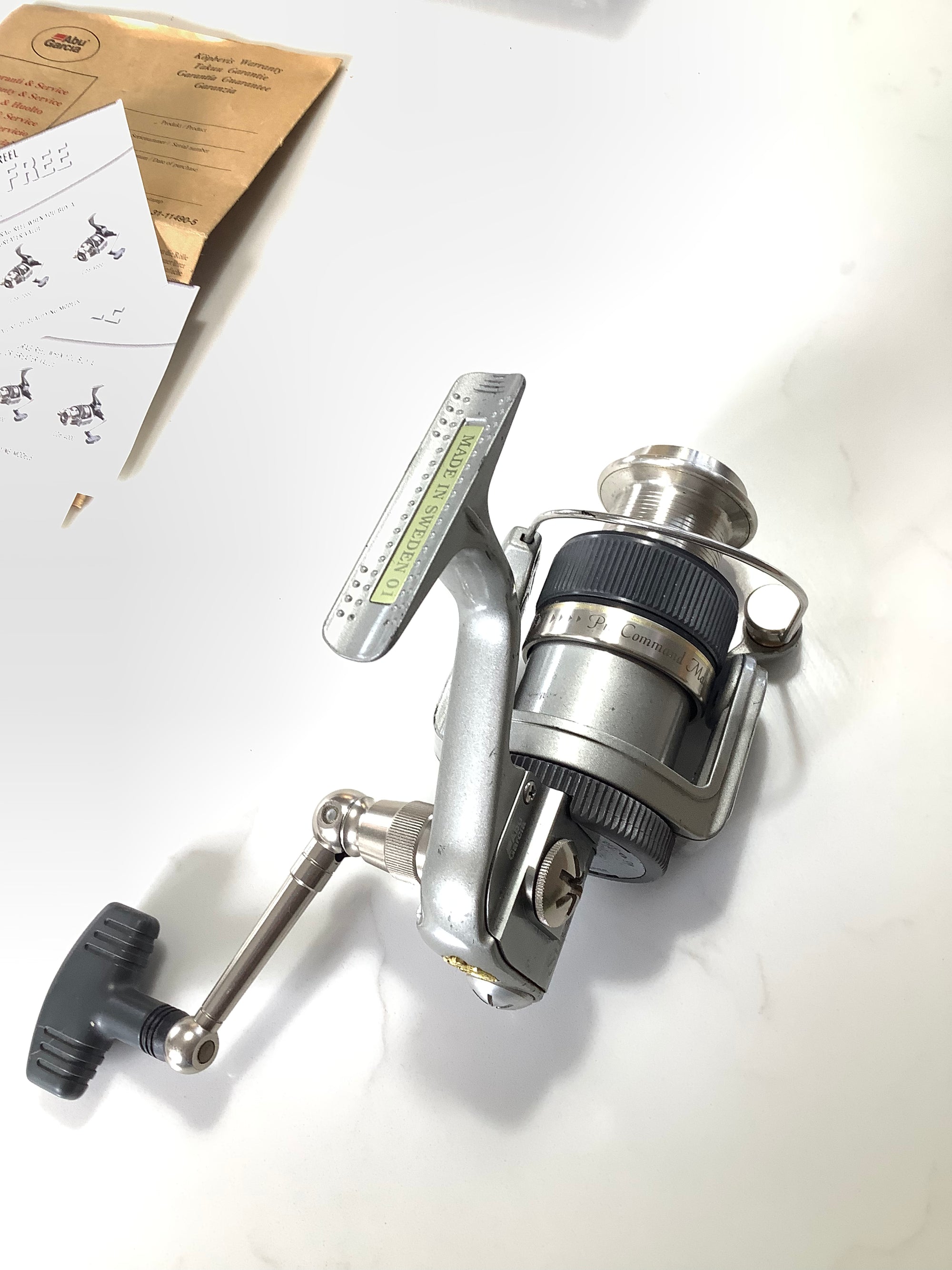 ABU SUVERAN 2000M Fixed Spool Reel