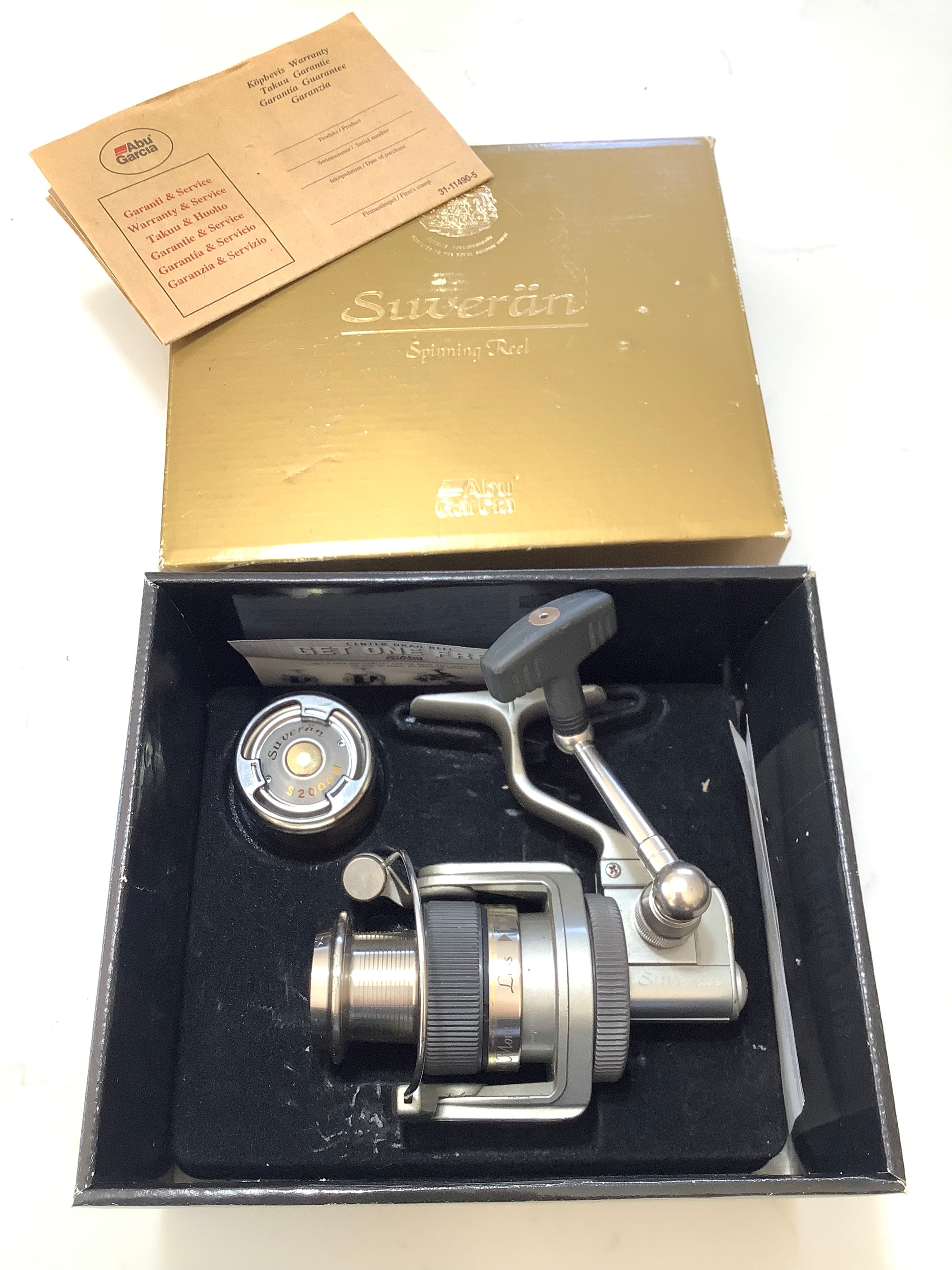 ABU SUVERAN 2000M Fixed Spool Reel