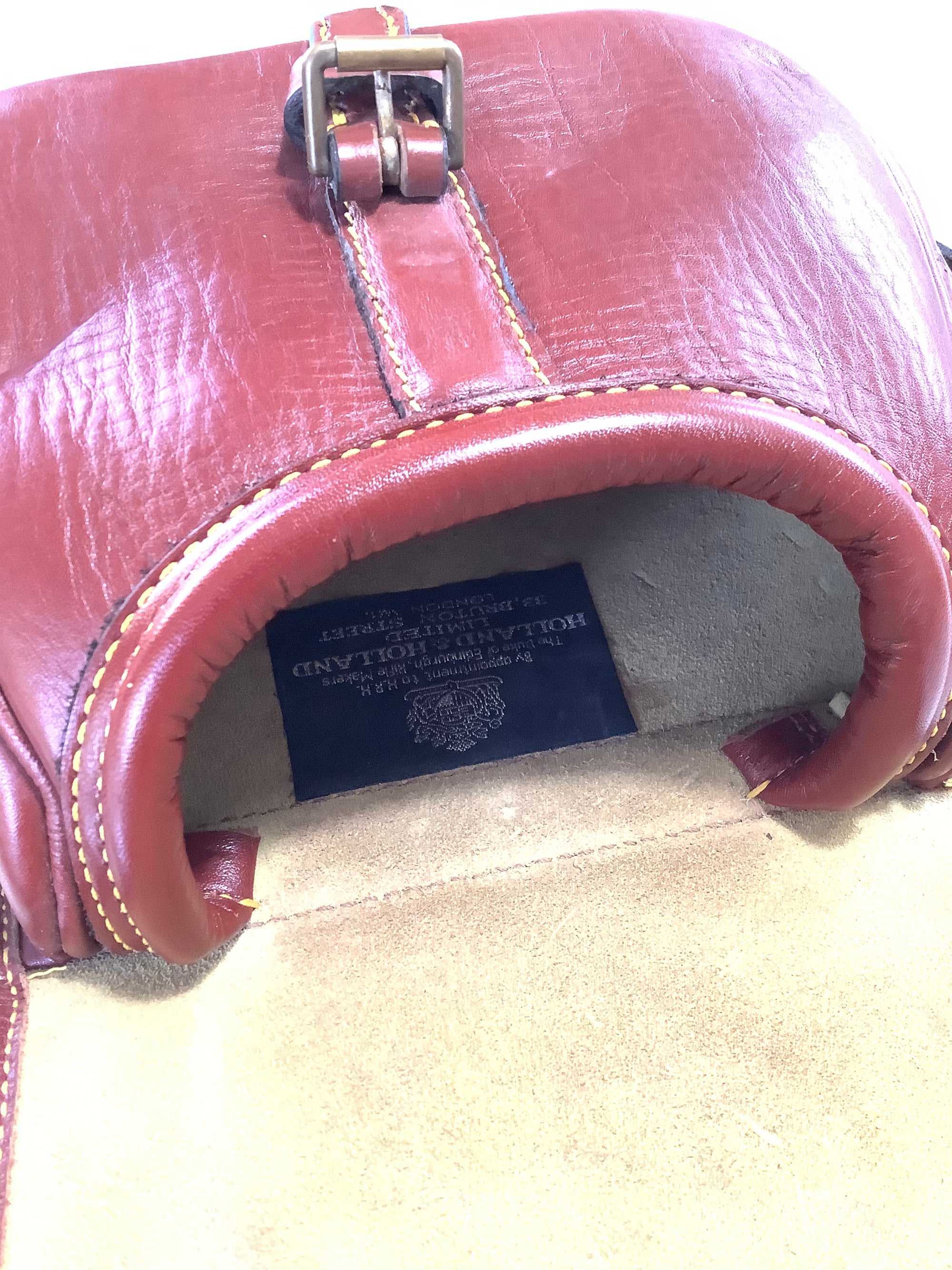 HOLLAND & HOLLAND Best Quality Bridle Leather Cartridge Bag