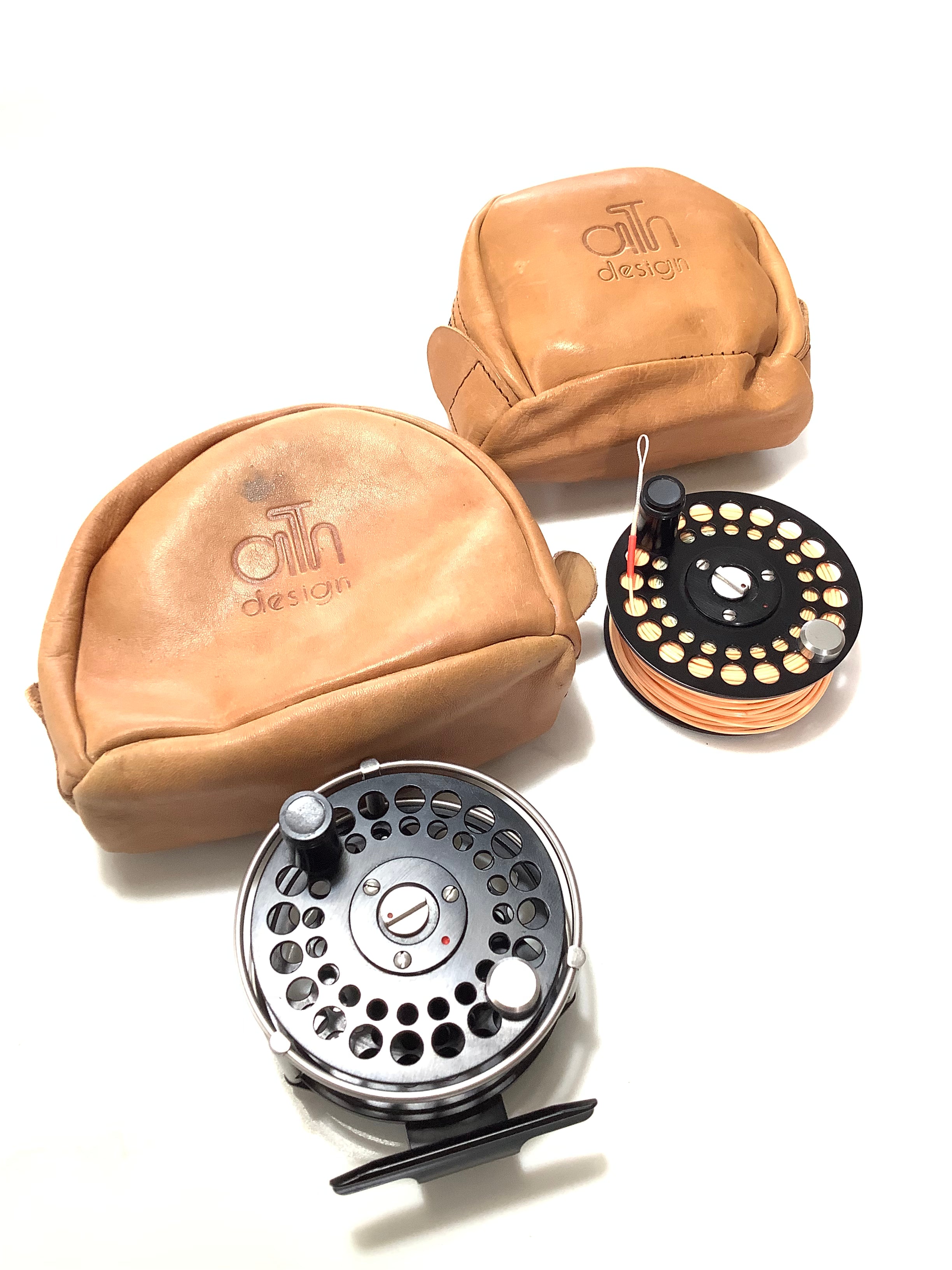 ARI T HART Rio Orbigo F2 Fly Reel Plus Spare Spool As New - Antique ARI T HART Rio Orbigo F2 Fly Reel Plus Spare Spool As New - Antique