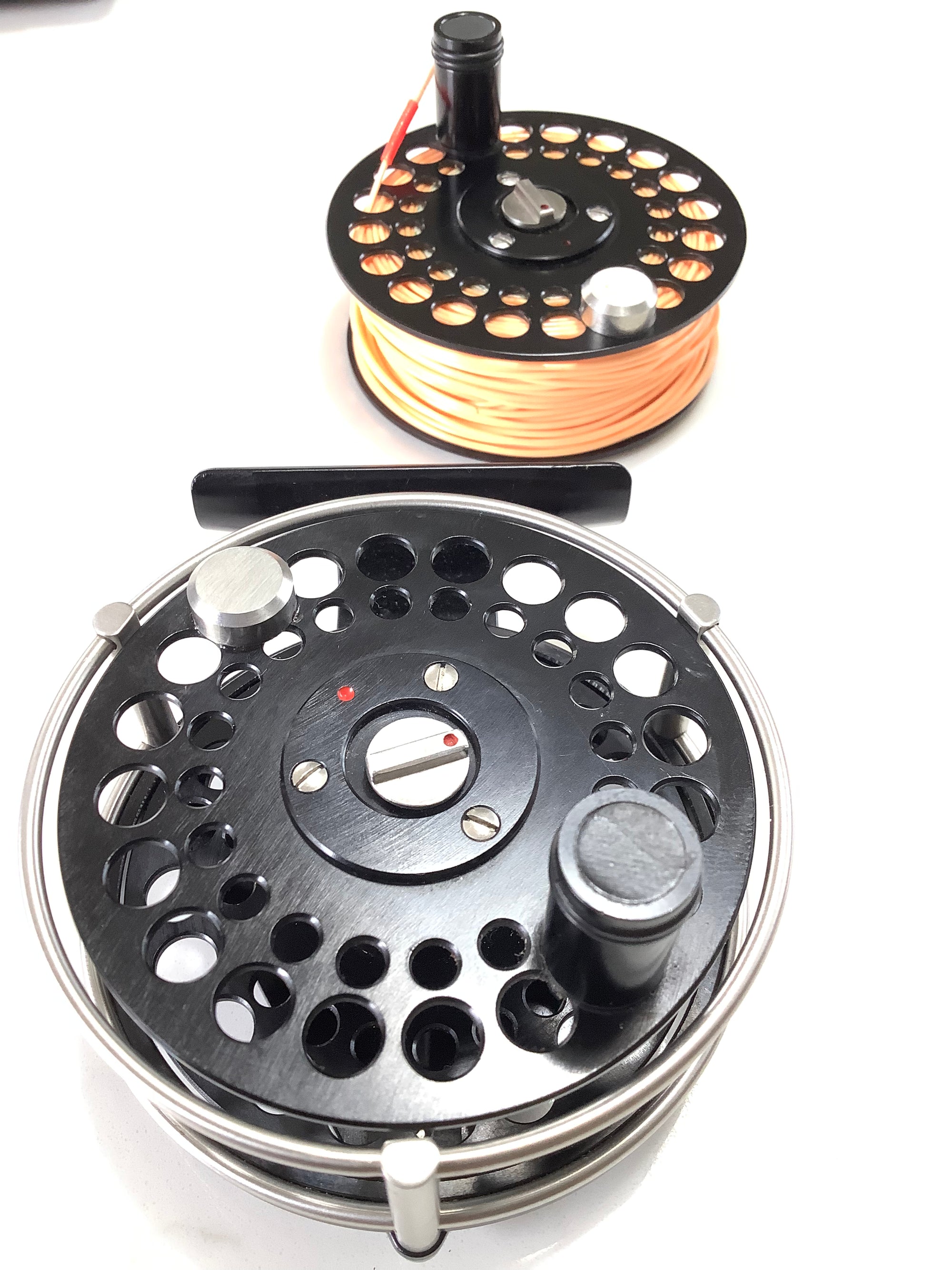 ARI T HART Rio Orbigo F2 Fly Reel Plus Spare Spool As New
