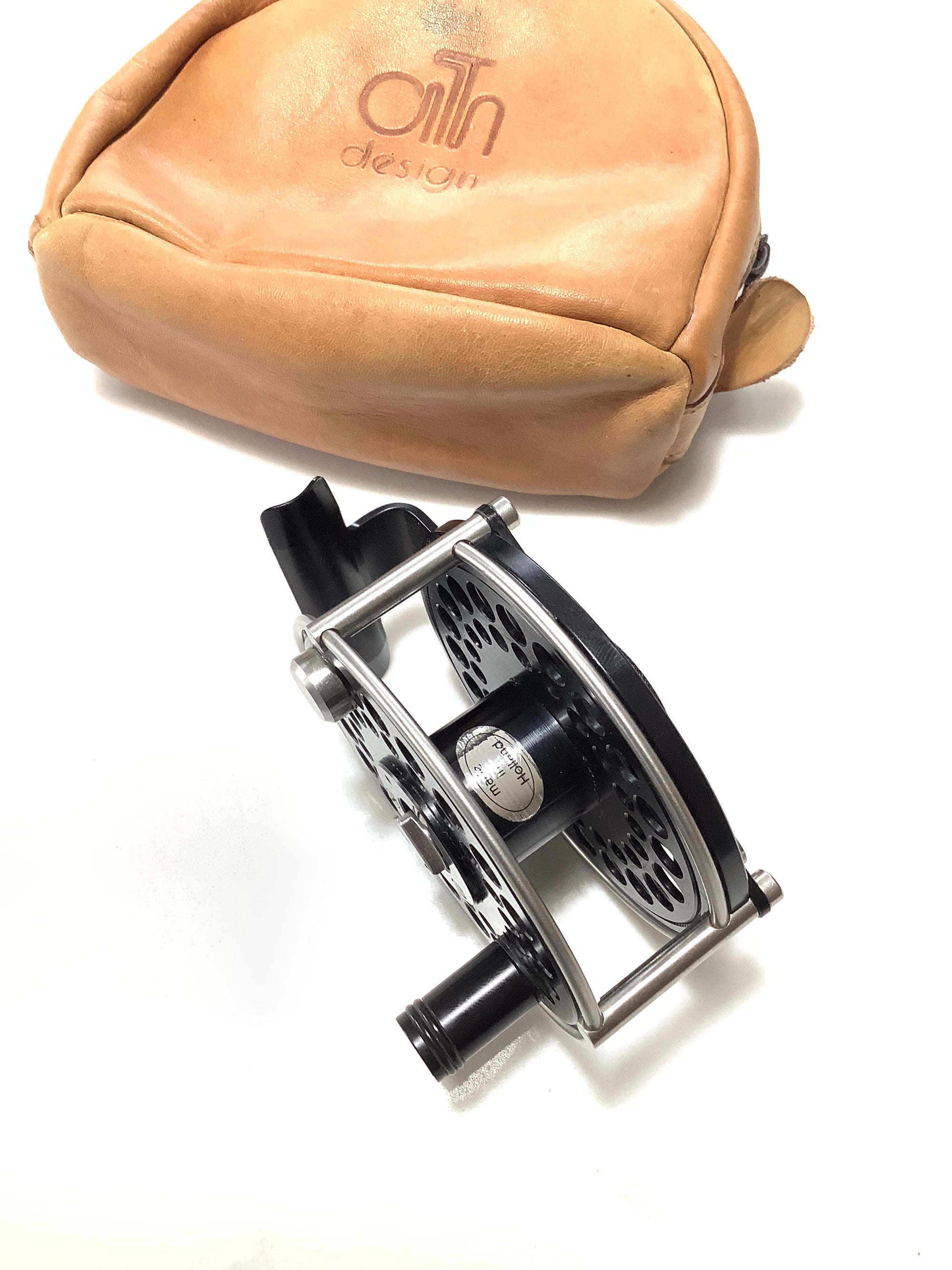 ARI T HART Rio Orbigo F2 Fly Reel Plus Spare Spool As New
