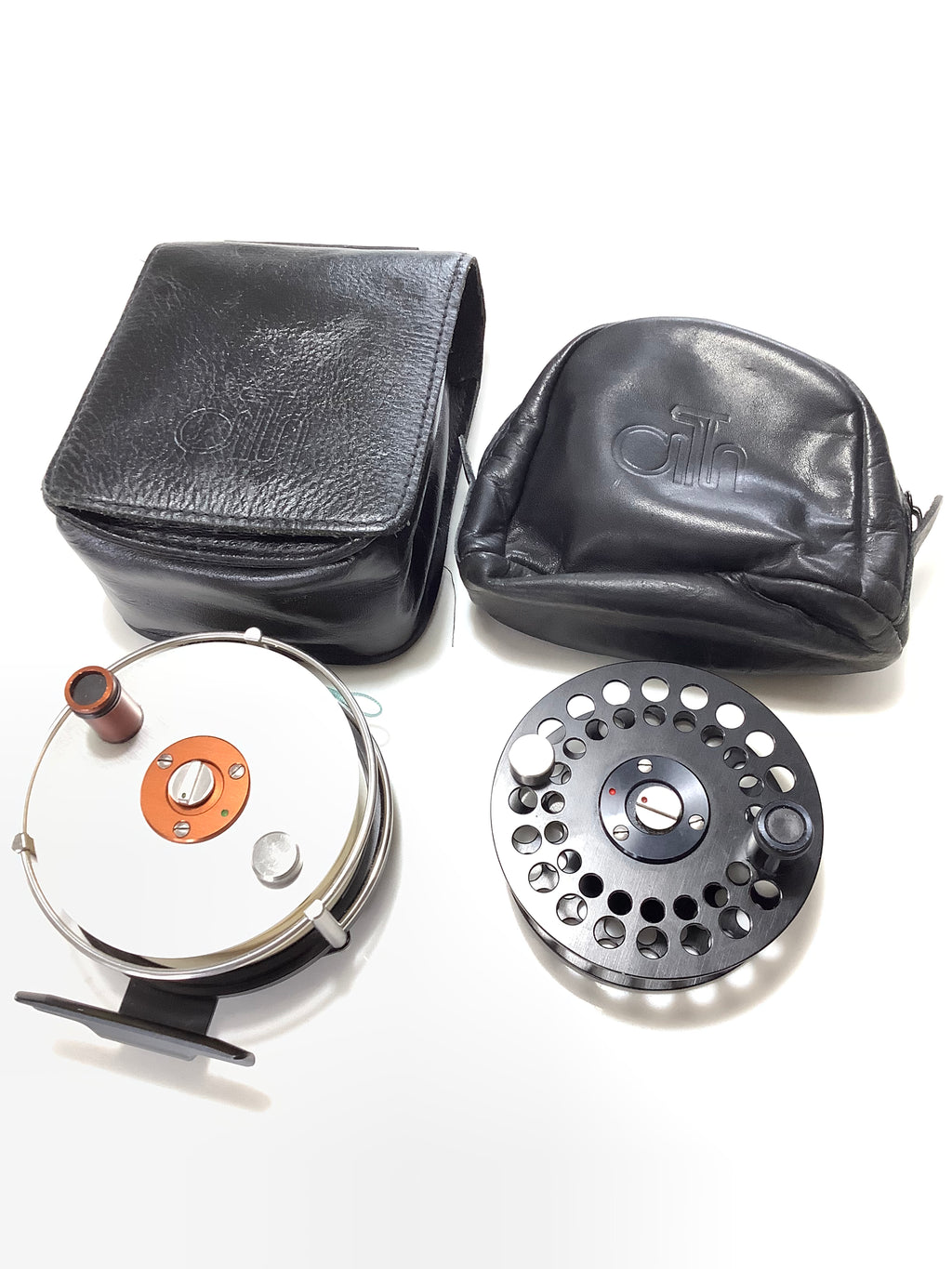 ARI T HART Lake Taupo F3 Fly Reel Plus Rare Spare SILVER/COPPER Spool