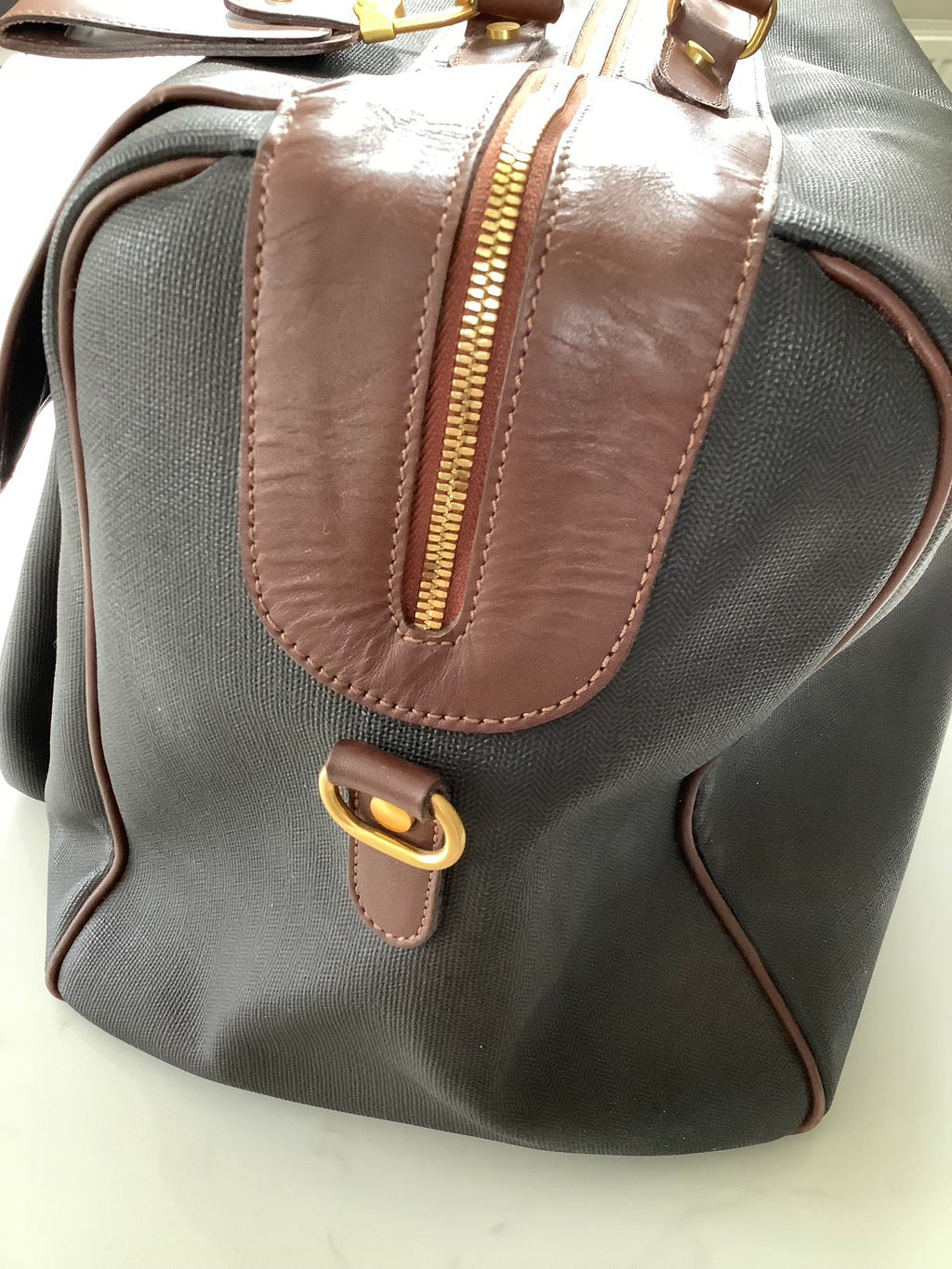 DUNHILL of LONDON Best Quality Hold-all