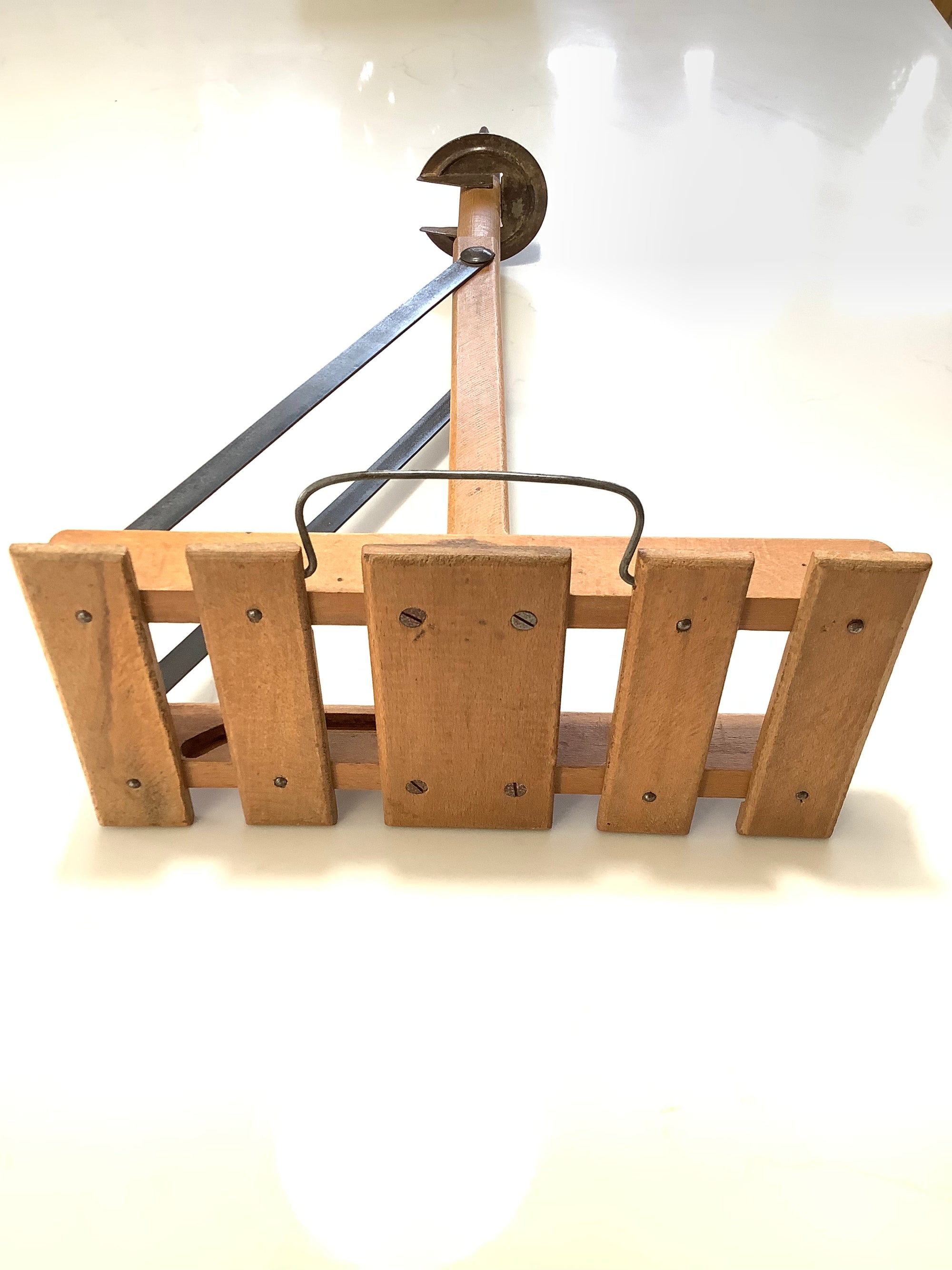 Antique Compact Folding Beechwood Outdoor Fishing/Hunting Seat