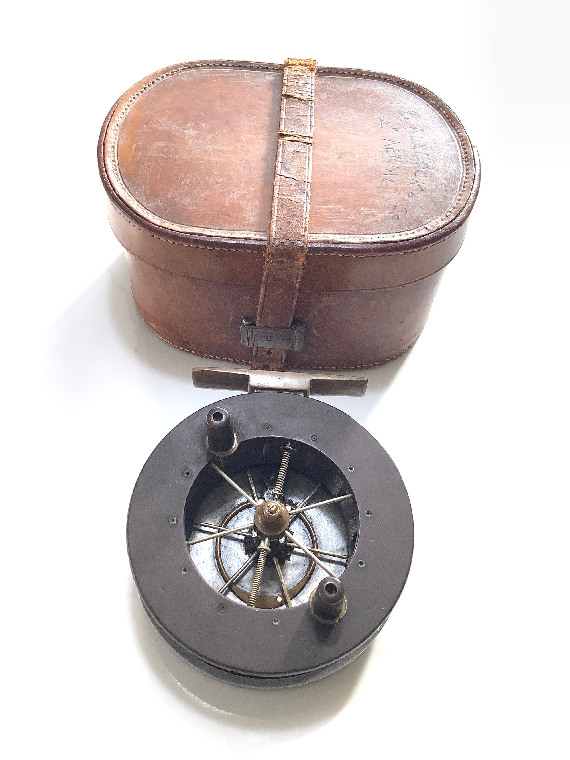 Antique Allcock & Co Unventilated Aerial Centrepin Circa 1912