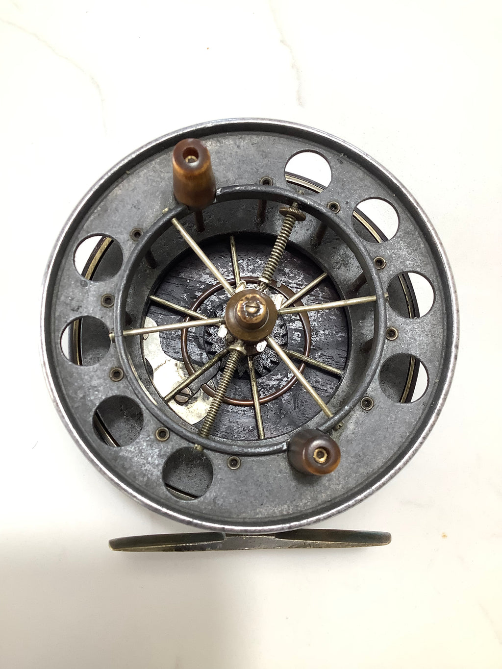 Rare Antique Allcock & Co 4” Improved Coxon Aerial Centrepin