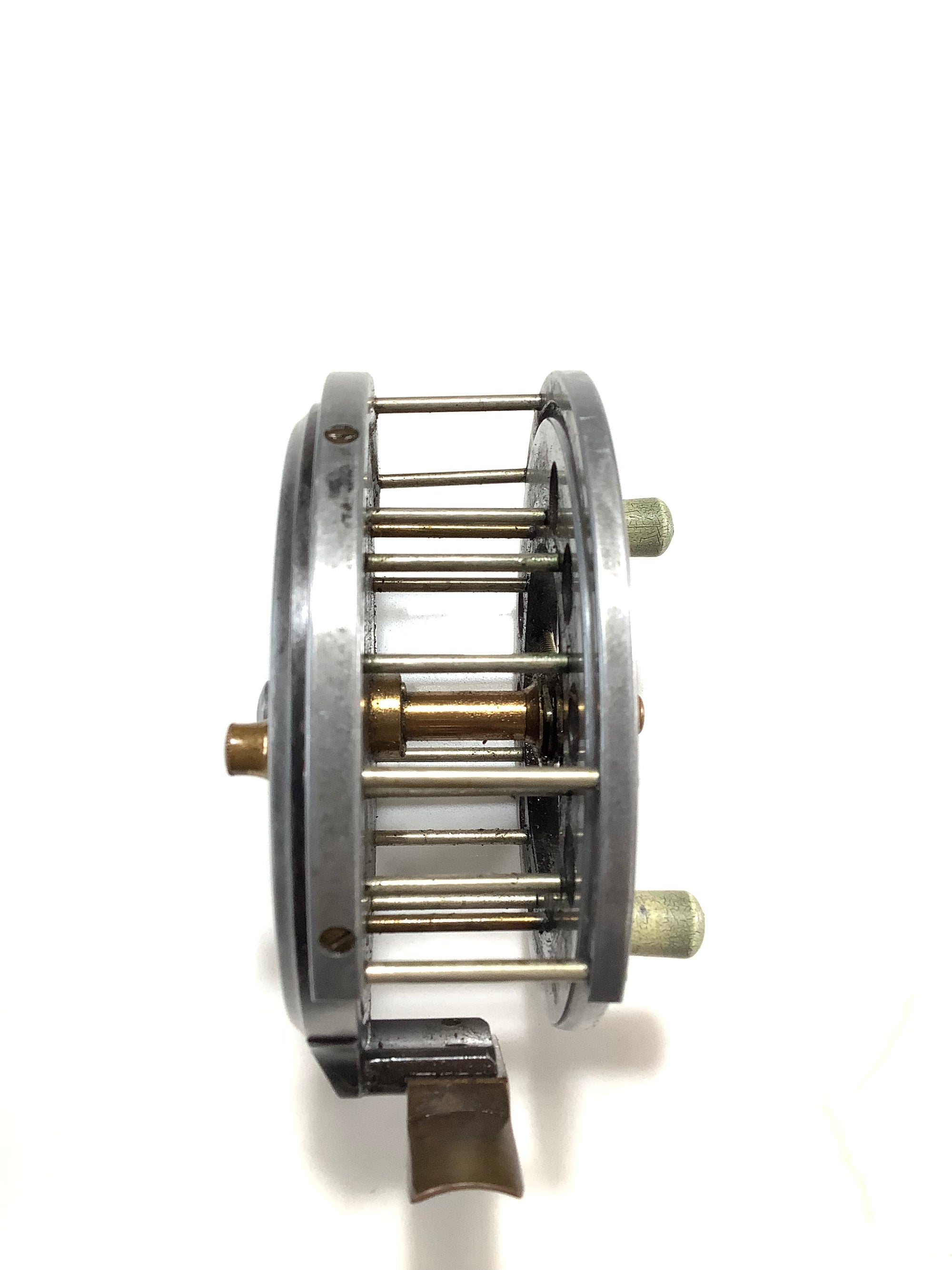 Allcock & Co 3 1/2” Ventilated Aerial Centrepin
