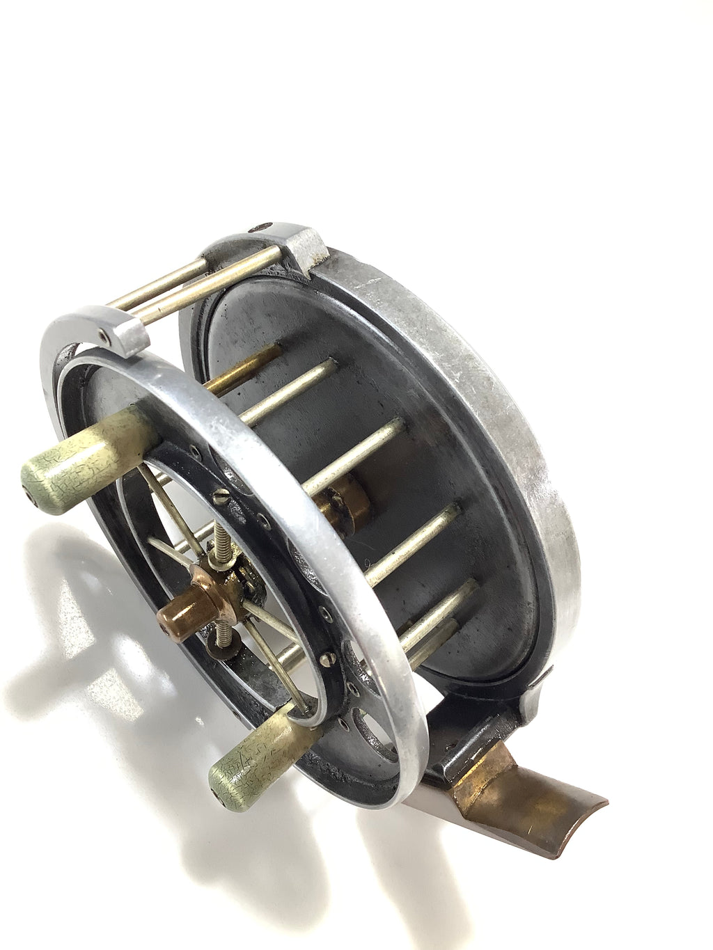 Allcock & Co 3 1/2” Ventilated Aerial Centrepin