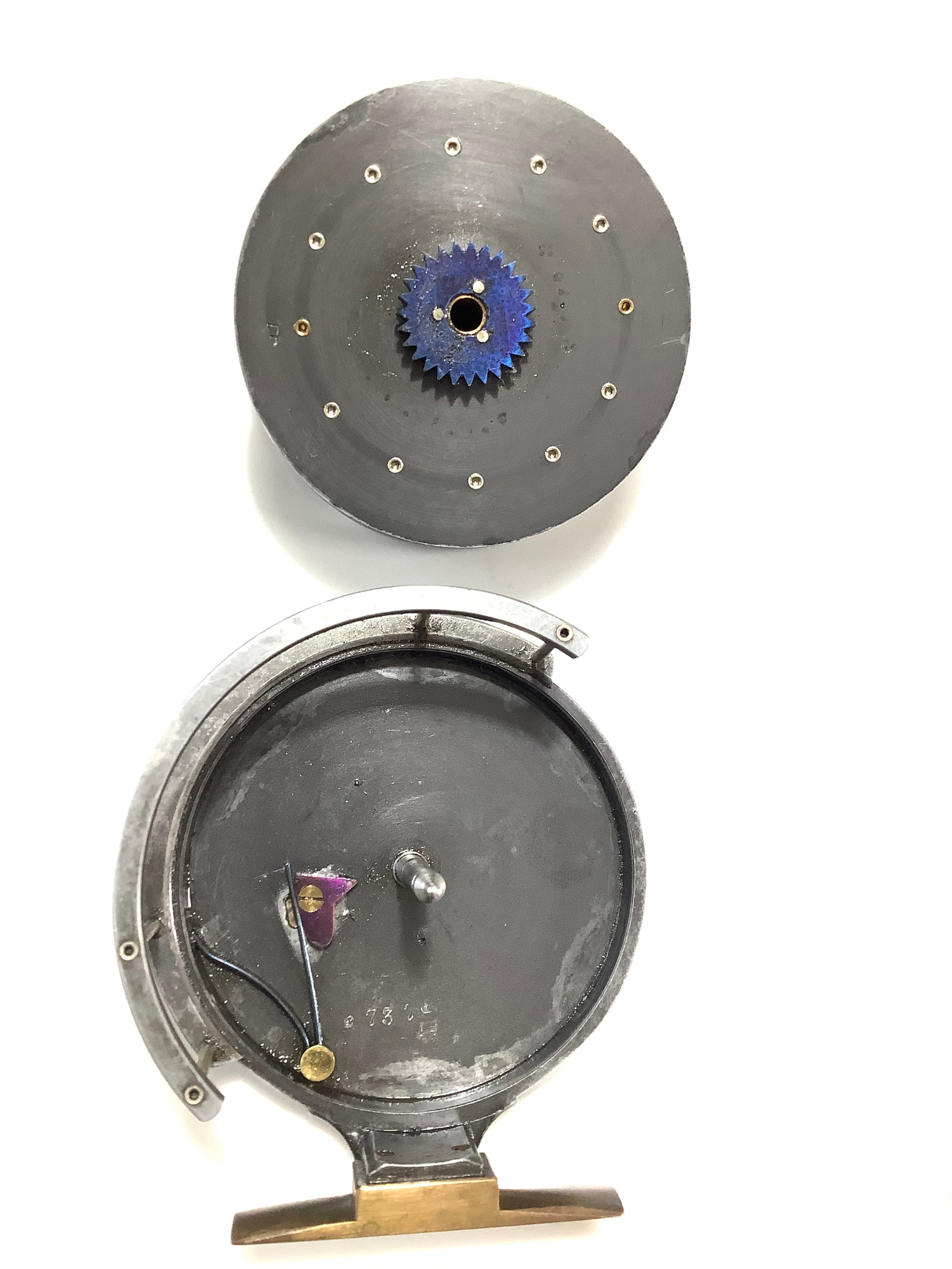 Allcock & Co 3 1/2” Ventilated Aerial Centrepin