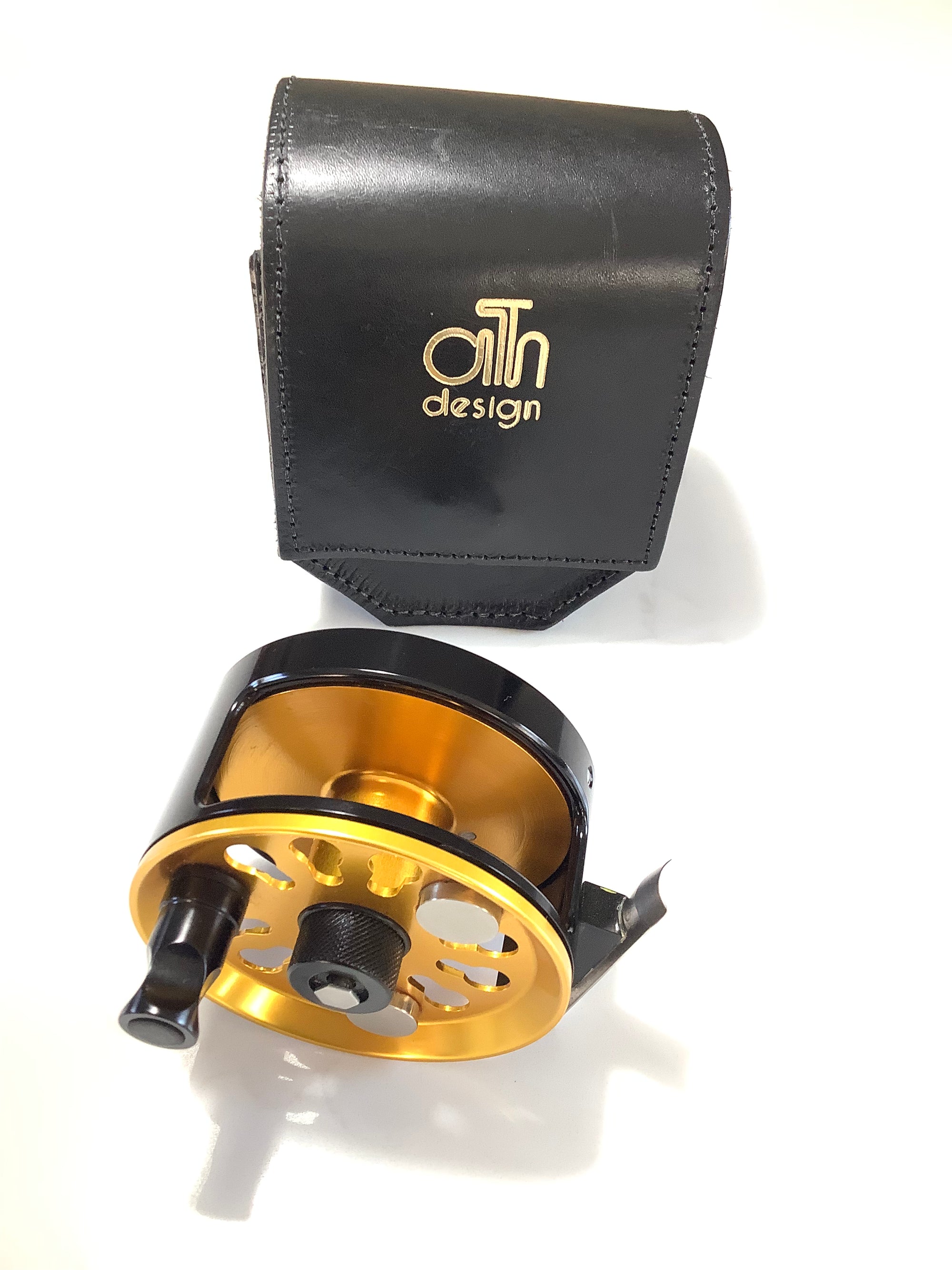 Rare Limited Edition Ari t Hart STU APTE Fly Reel