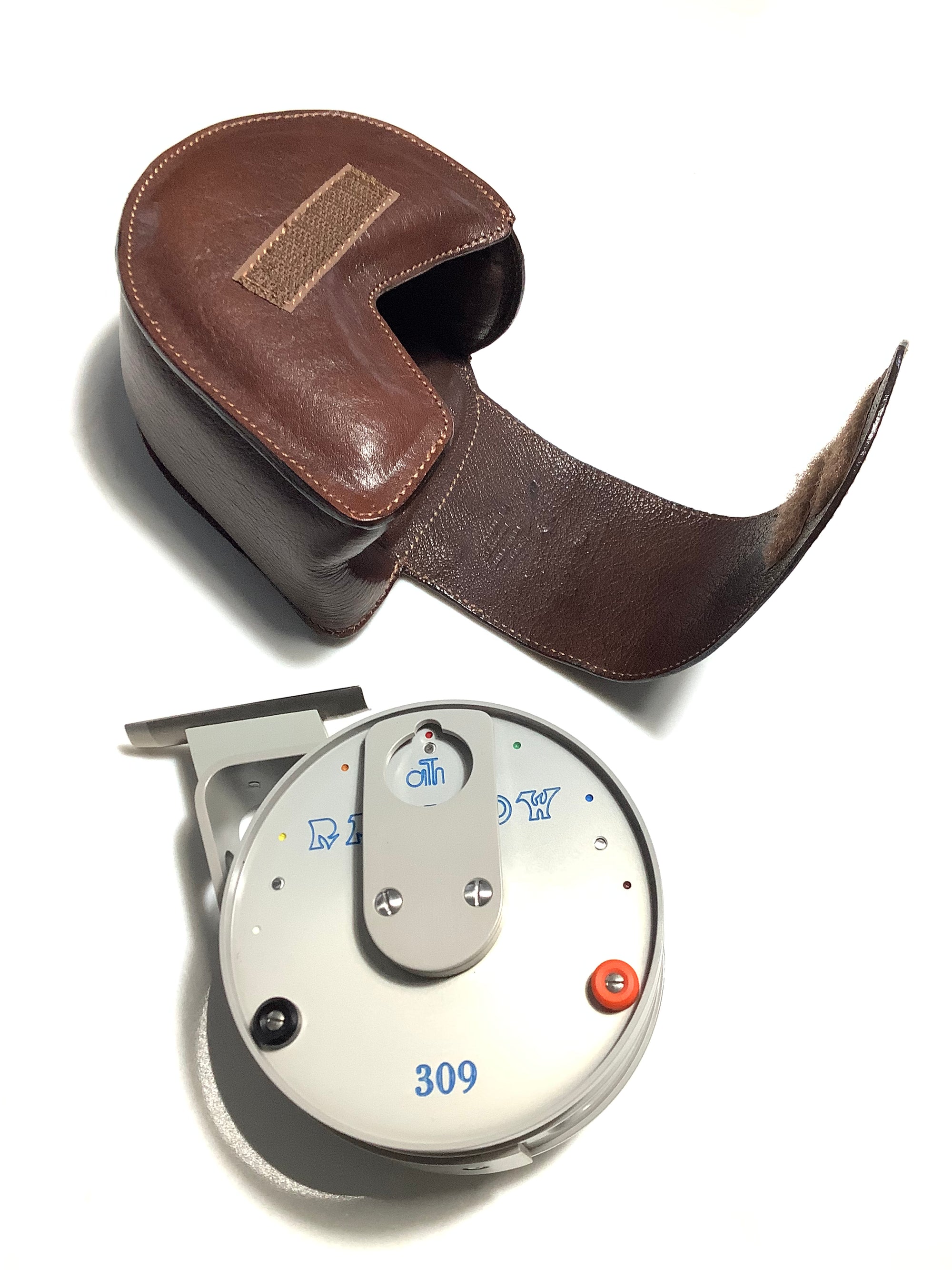 RARE Ari T Hart RAINBOW Opel Fly Reel