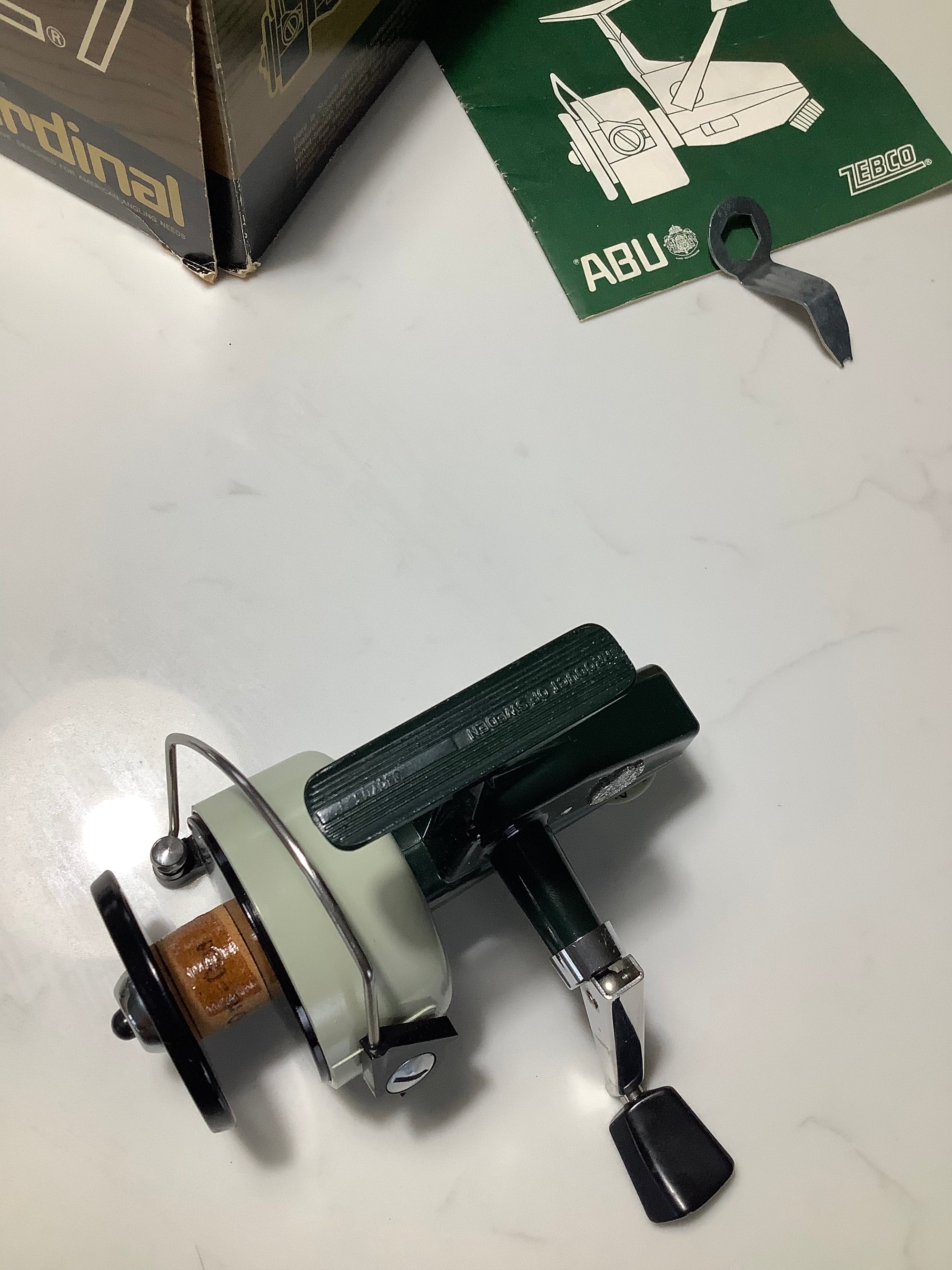 Vintage ABU ZEBCO 7 Fixed Spool Reel